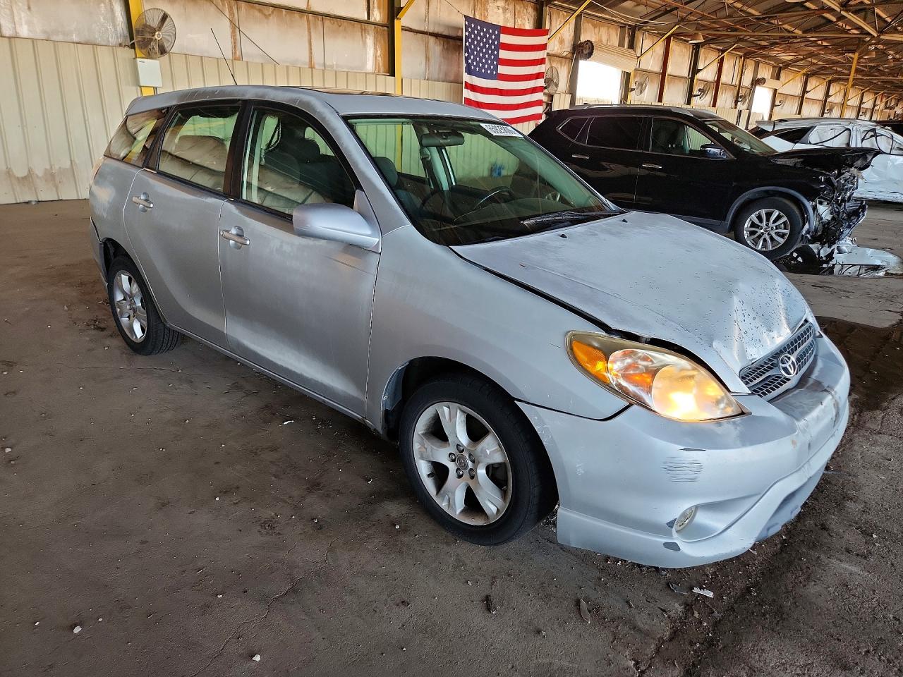 2005 Toyota Corolla Matrix Silver vin: 2T1KR30E85C435471