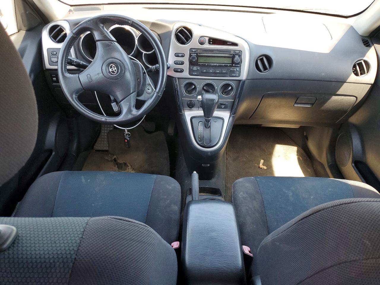 2006 Toyota Corolla Matrix Xr Silver vin: 2T1KR30EX6C593618