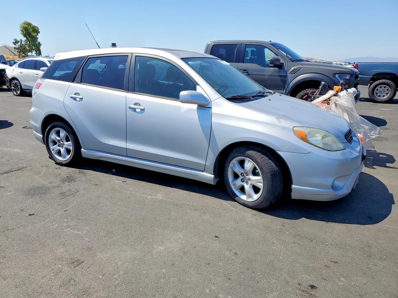 2006 Toyota Corolla Matrix Xr Silver vin: 2T1KR30EX6C593618