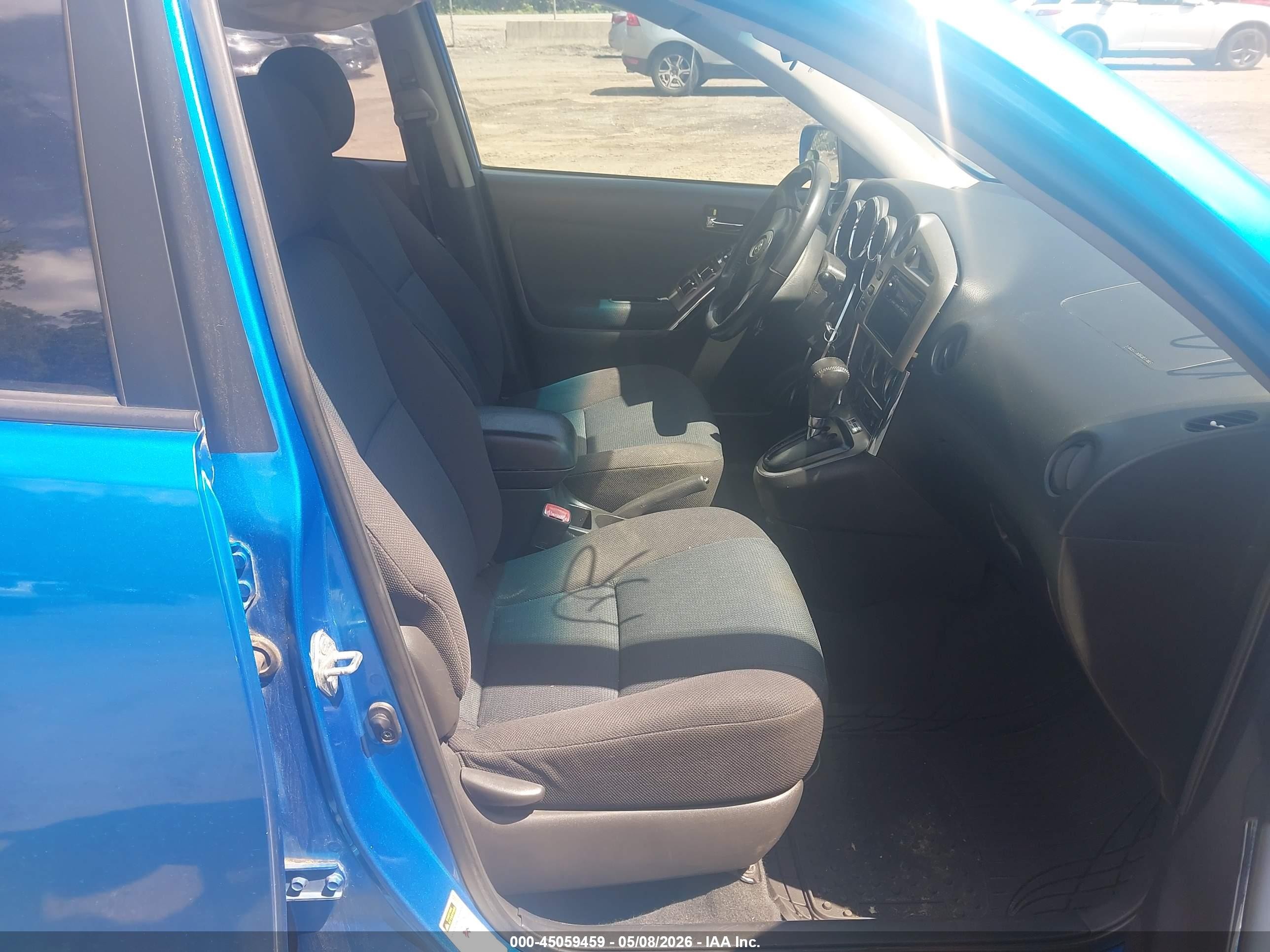2007 Toyota Matrix Xr Blue vin: 2T1KR30EX7C645704