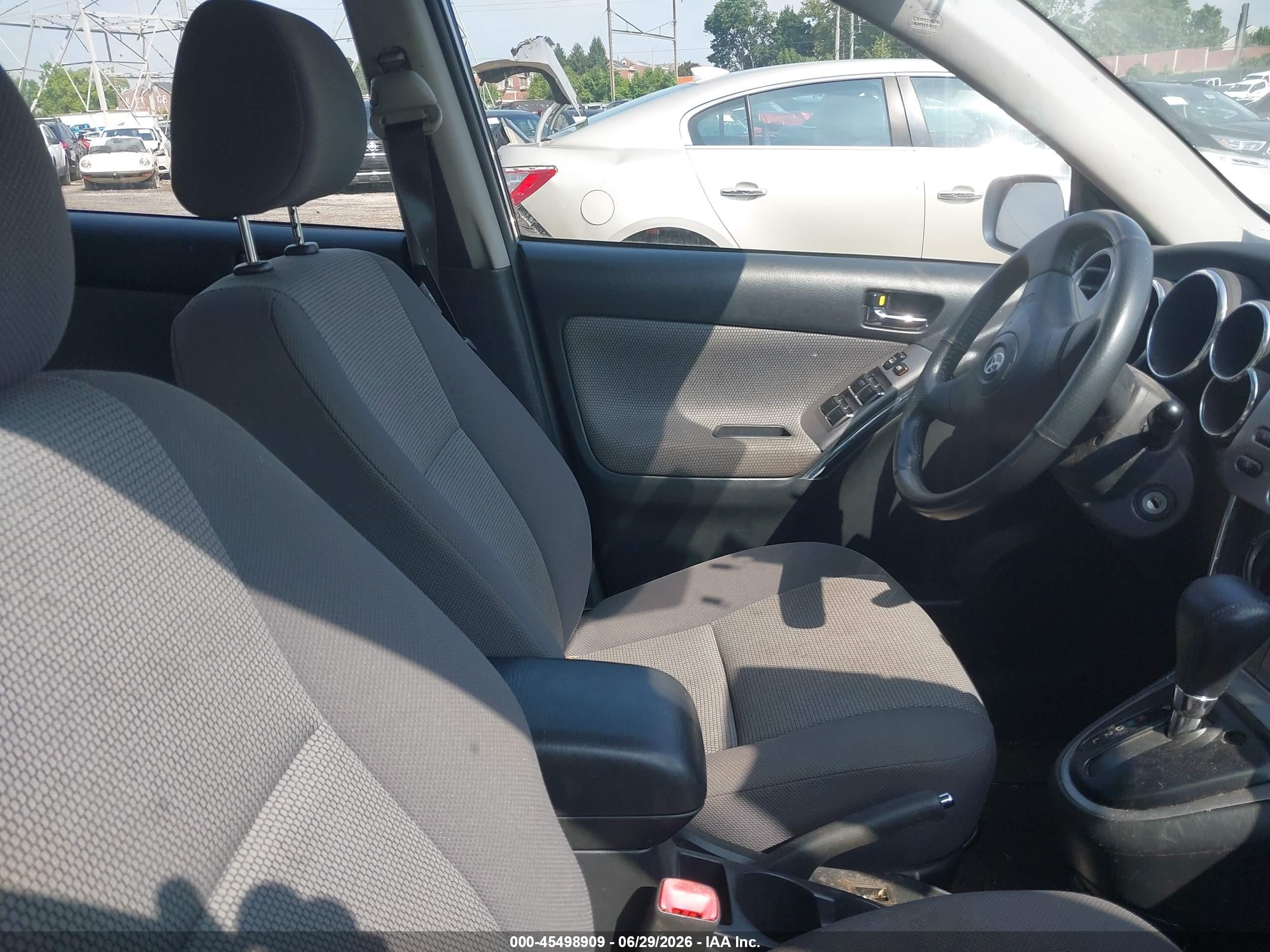 2008 Toyota Matrix Xr Серебряный vin: 2T1KR30EX8C706258
