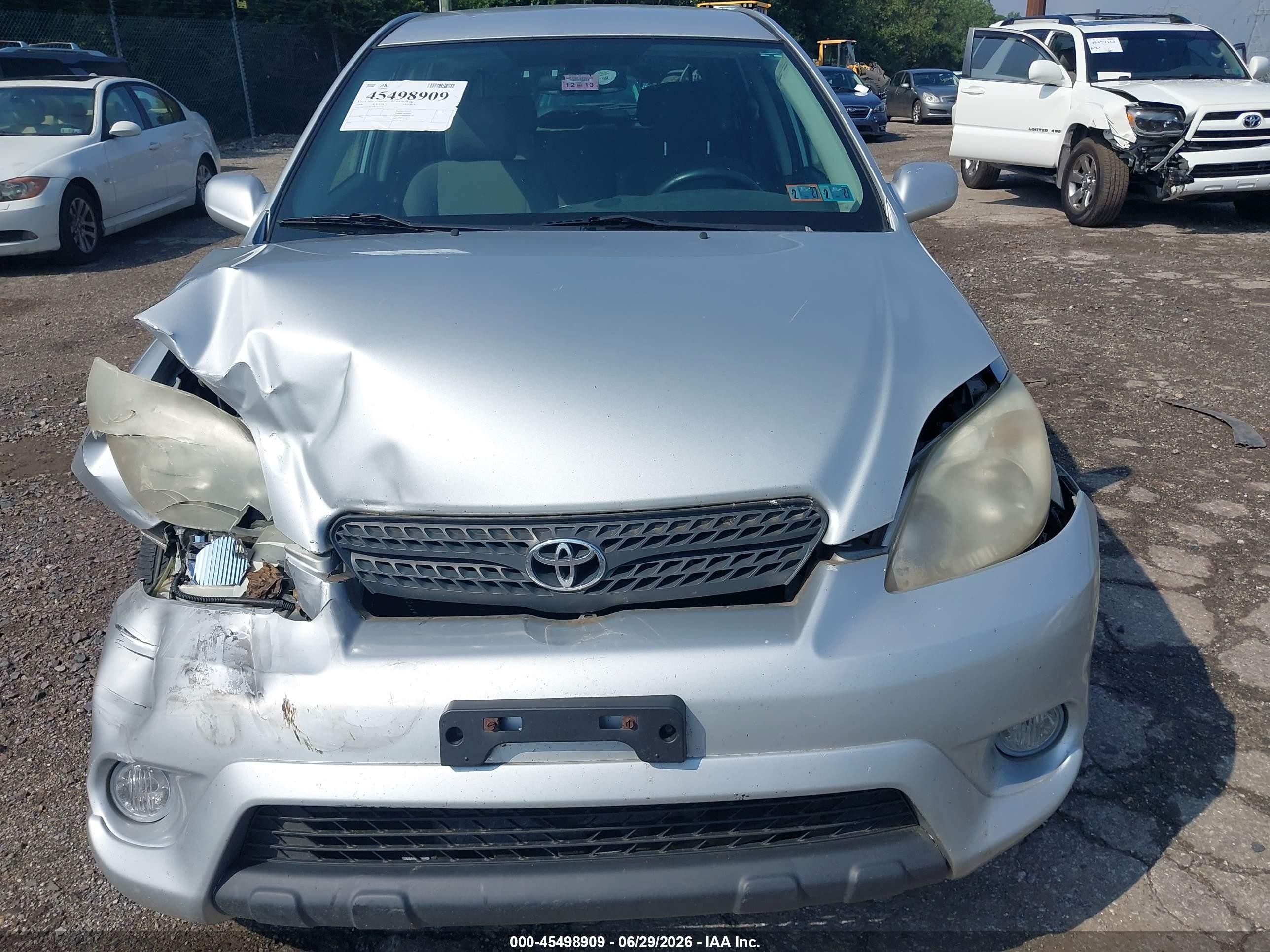 2008 Toyota Matrix Xr Серебряный vin: 2T1KR30EX8C706258