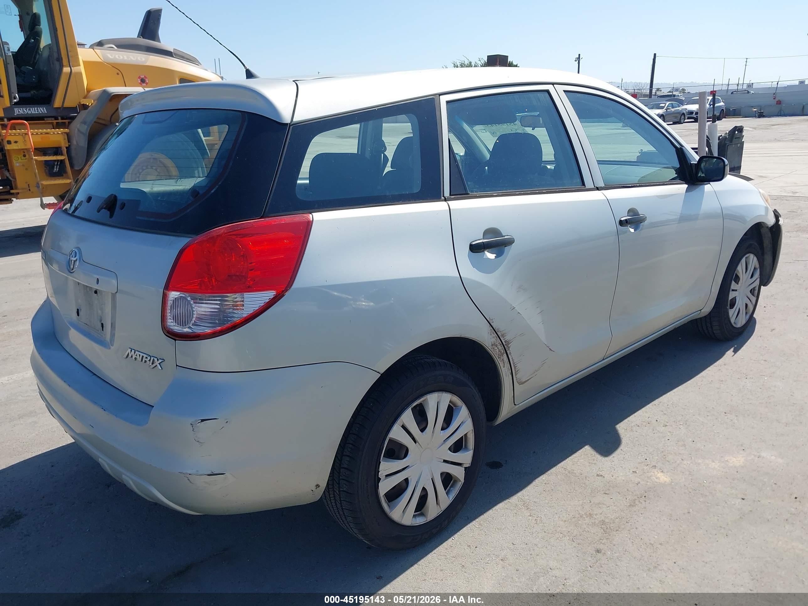 2003 Toyota Matrix Standard Silver vin: 2T1KR32E03C088504