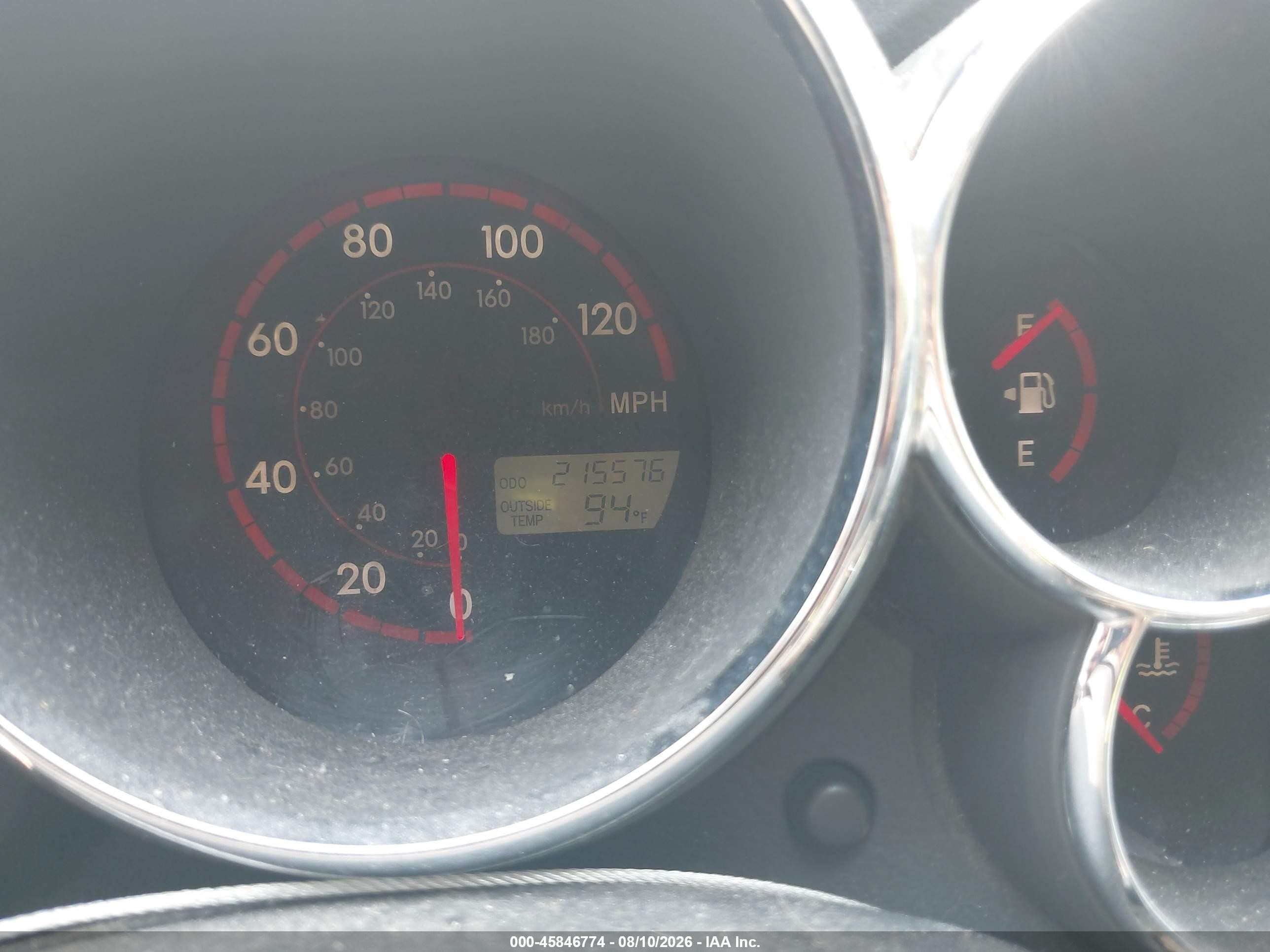 2004 Toyota Matrix Standard Yellow vin: 2T1KR32E04C173487