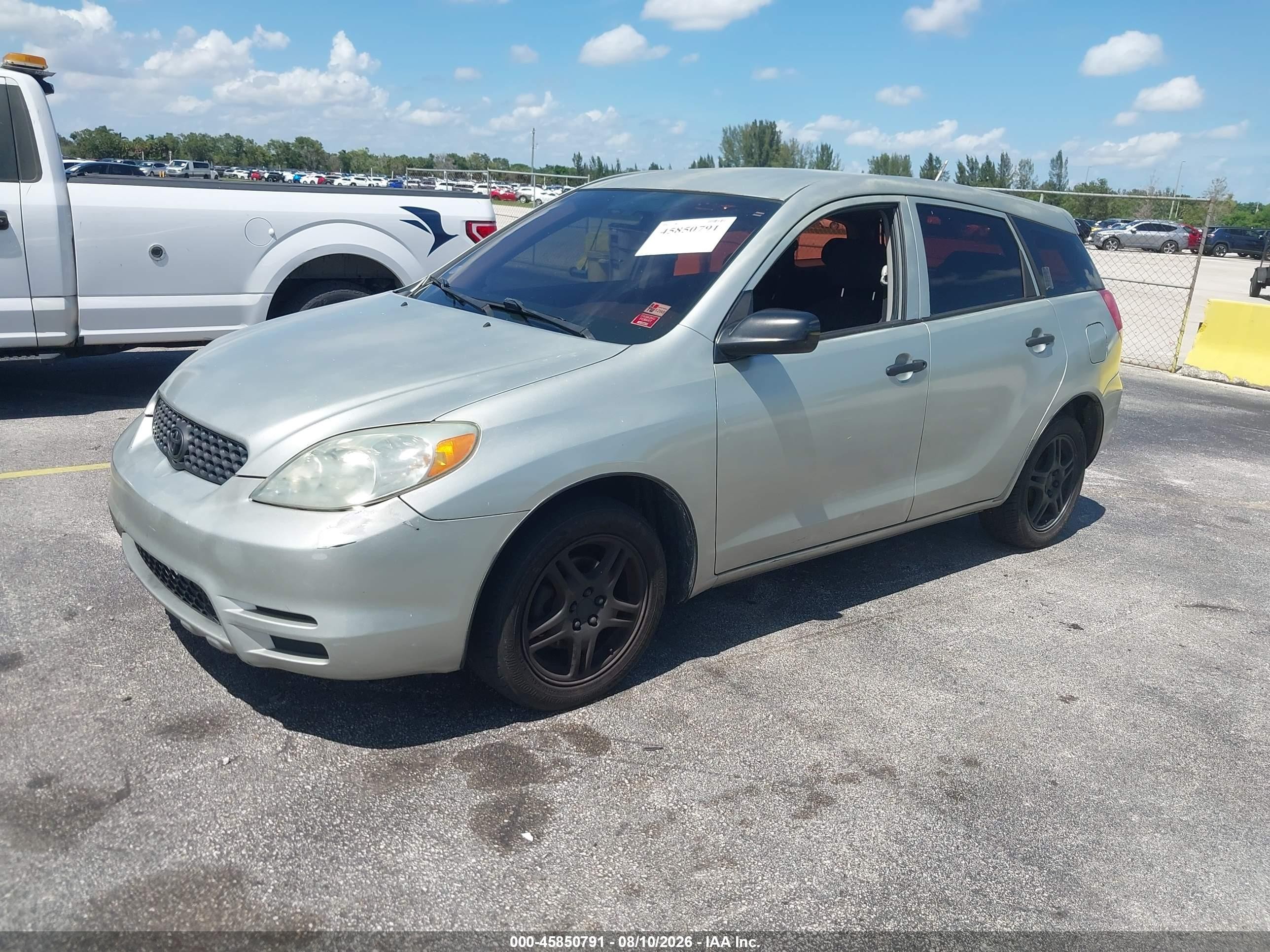 2004 Toyota Matrix Standard Silver vin: 2T1KR32E04C181959