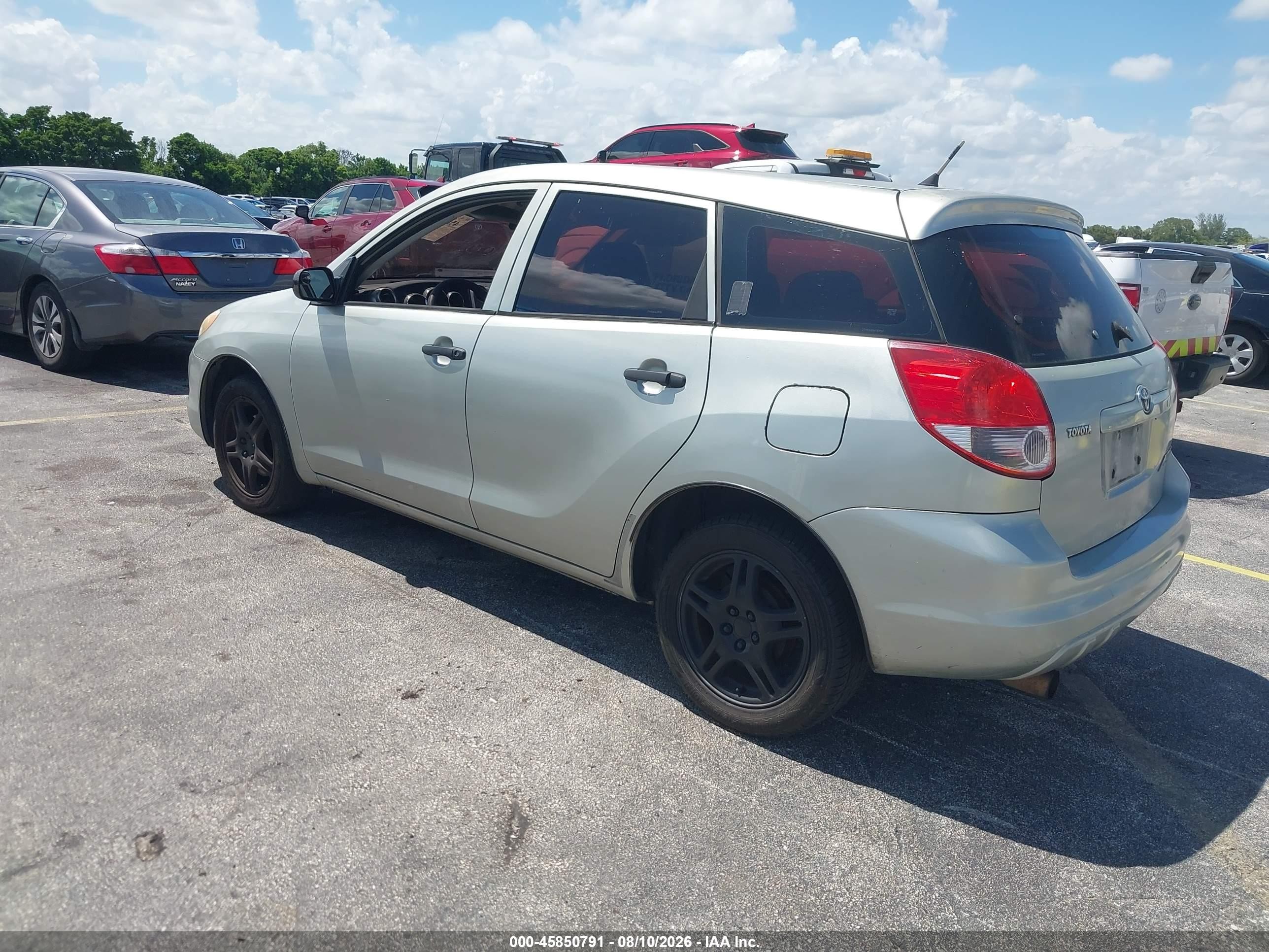 2004 Toyota Matrix Standard Silver vin: 2T1KR32E04C181959