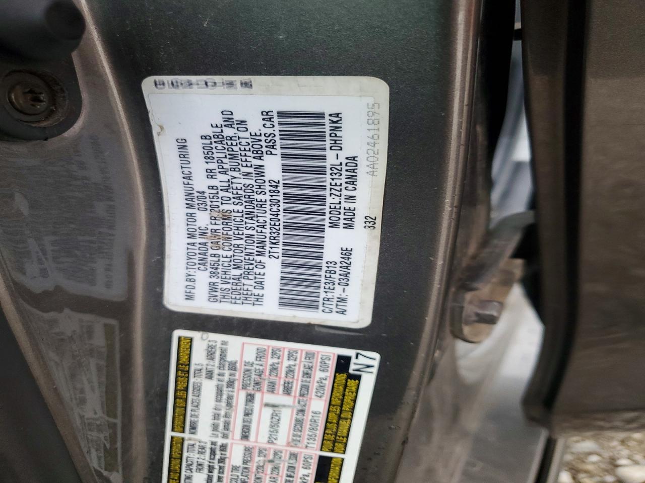 2004 Toyota Corolla Matrix Xr Gray vin: 2T1KR32E04C301842