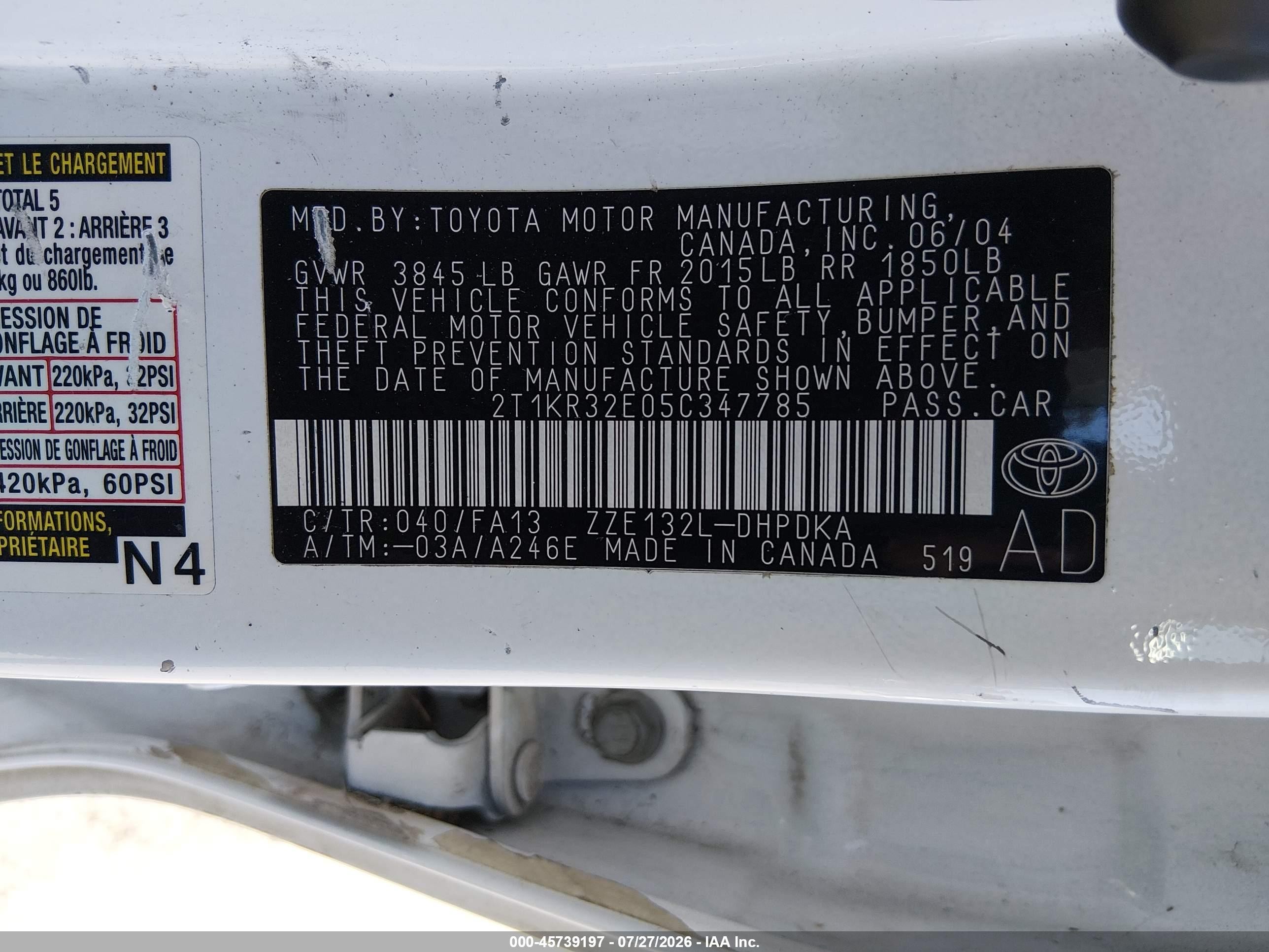 2005 Toyota Matrix   White vin: 2T1KR32E05C347785
