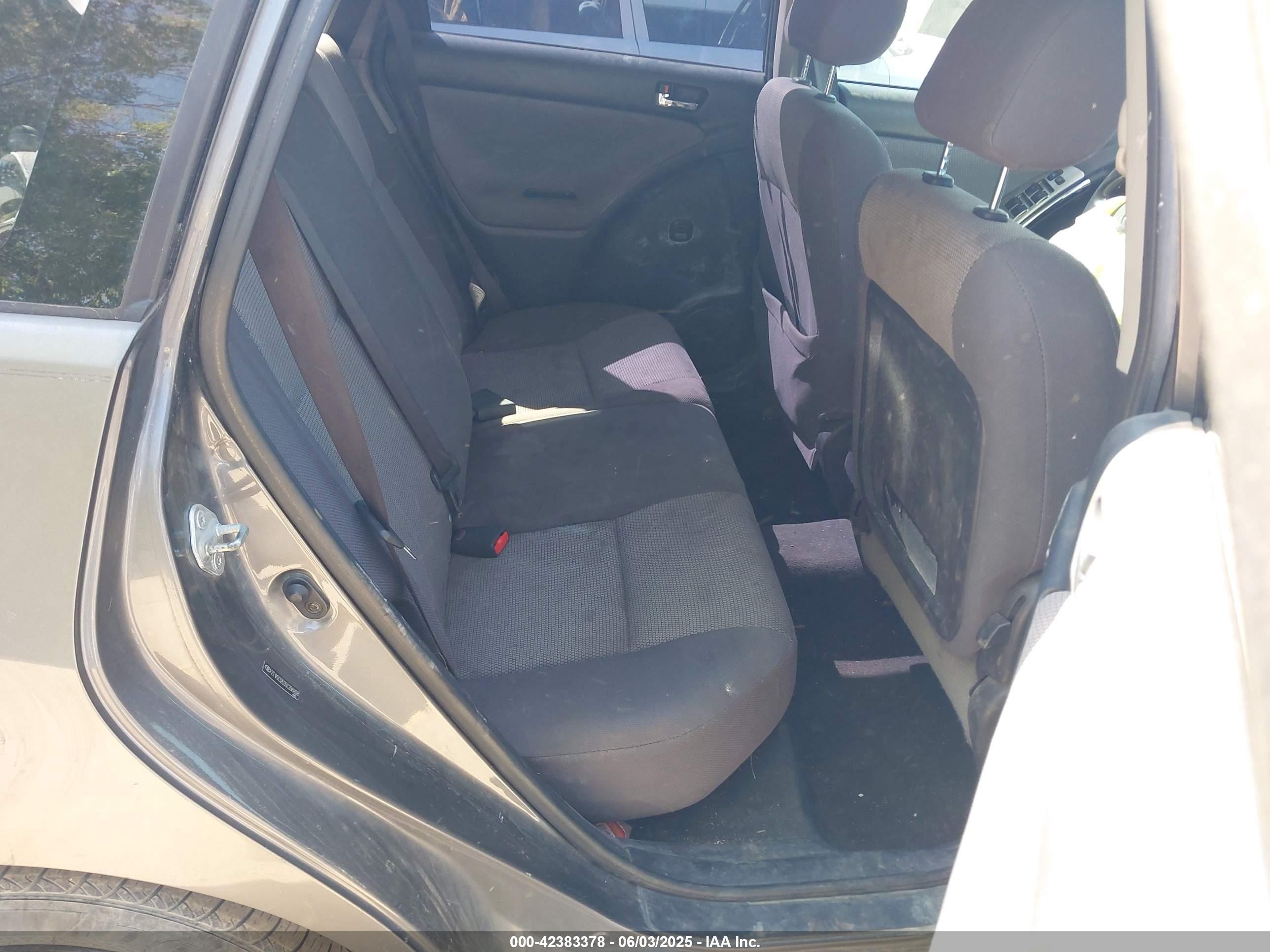 2005 Toyota Matrix Xr Silver vin: 2T1KR32E05C396808