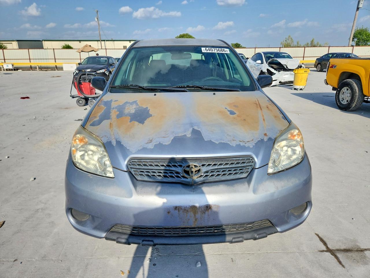 2005 Toyota Matrix Base Blue vin: 2T1KR32E05C436191