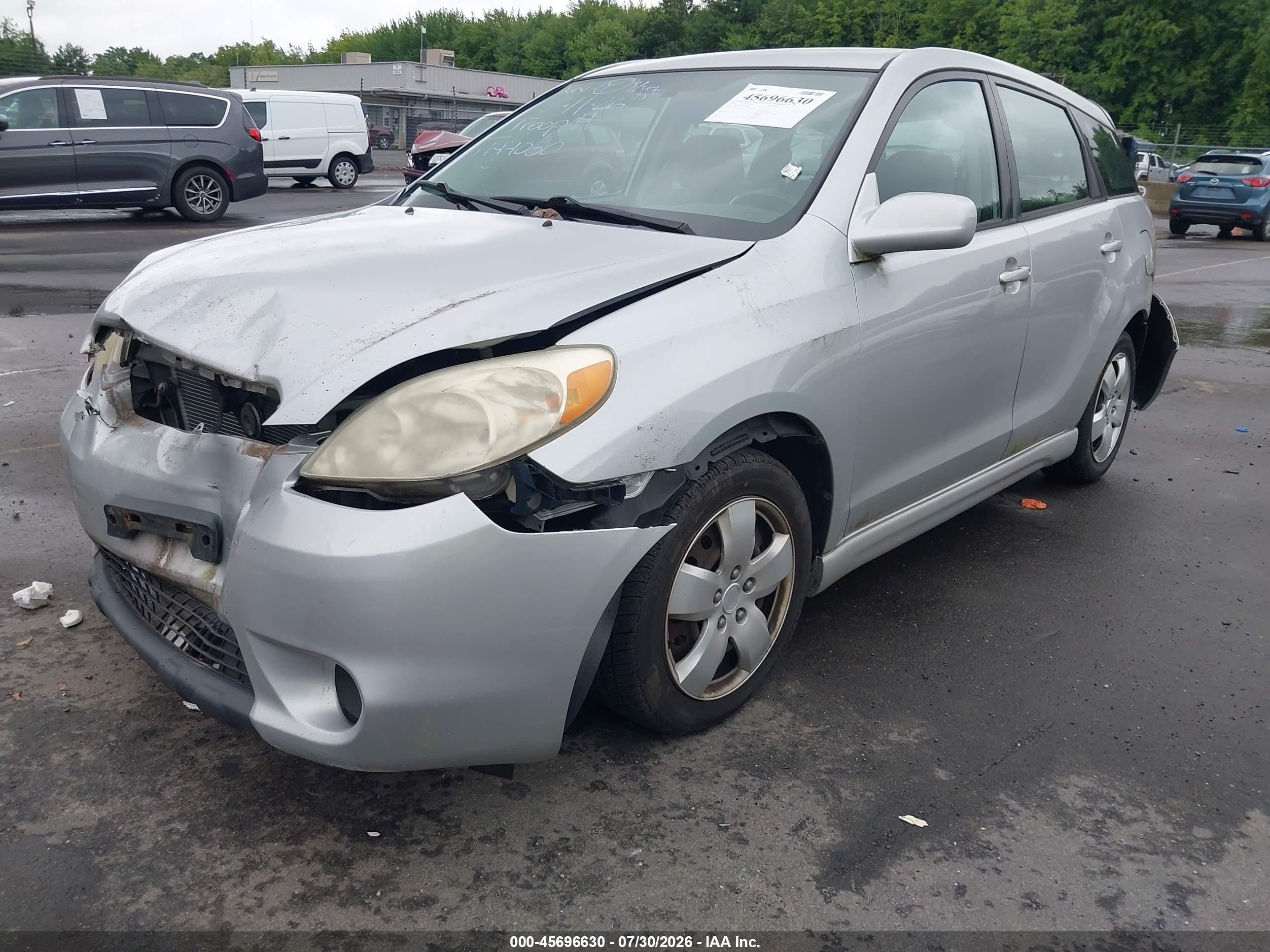 2005 Toyota Matrix Xr Silver vin: 2T1KR32E05C552667