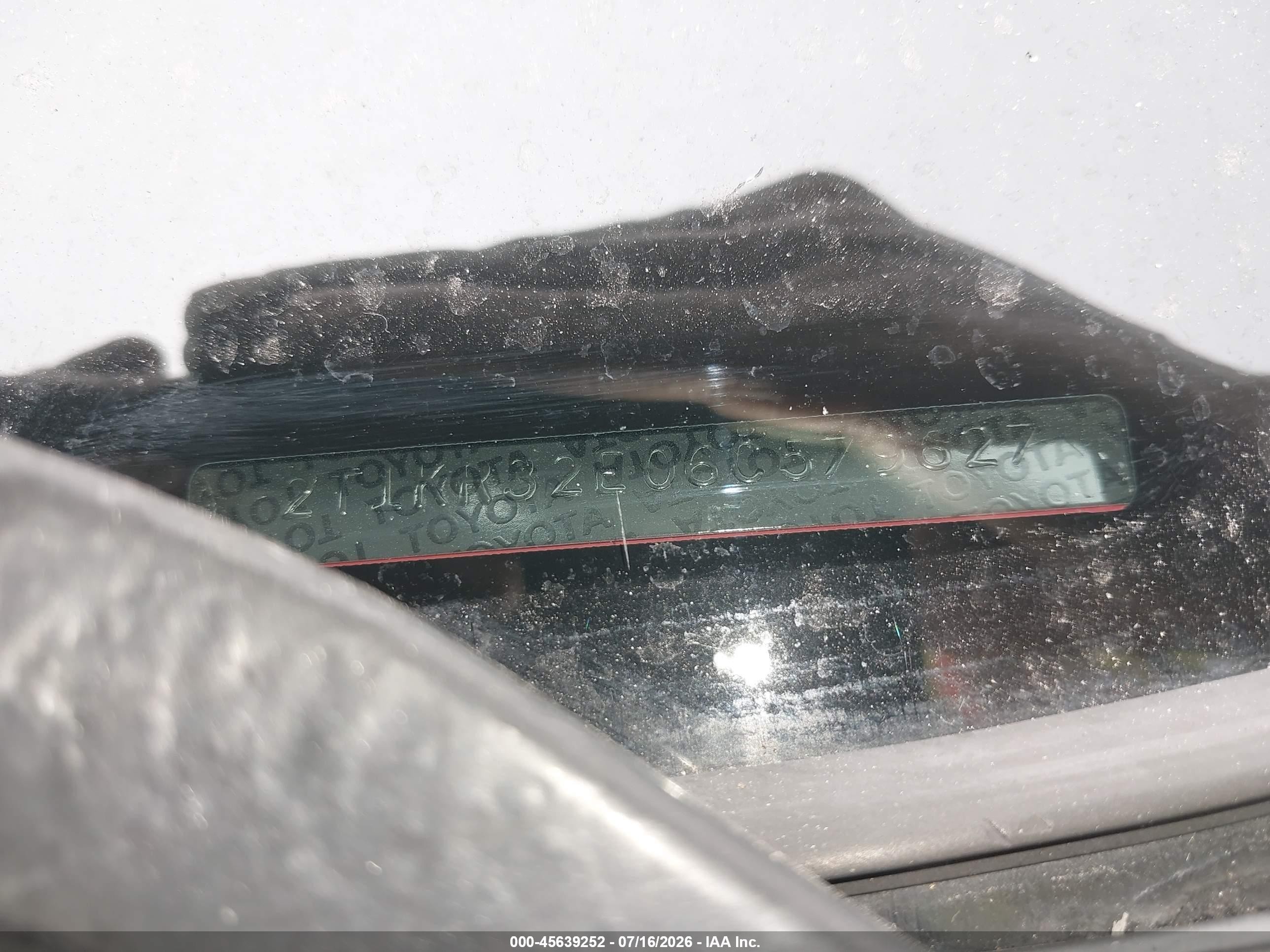 2006 Toyota Matrix Xr Красный vin: 2T1KR32E06C579627