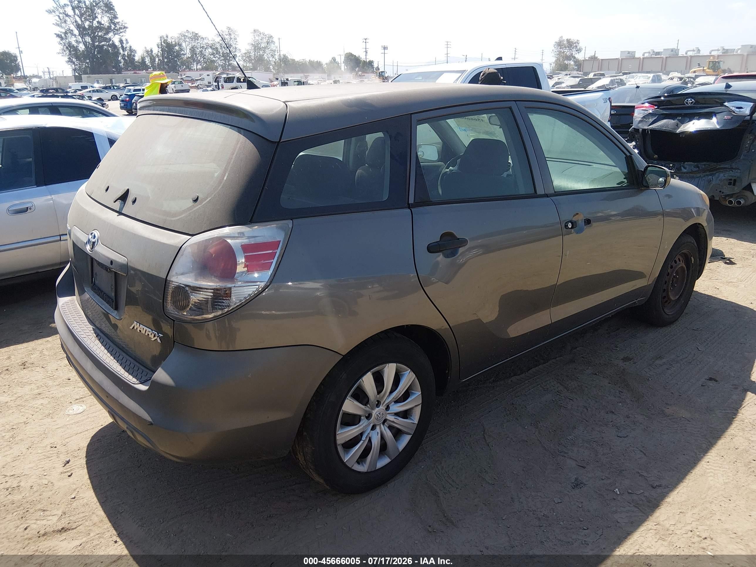 2006 Toyota Matrix   Gray vin: 2T1KR32E06C611766
