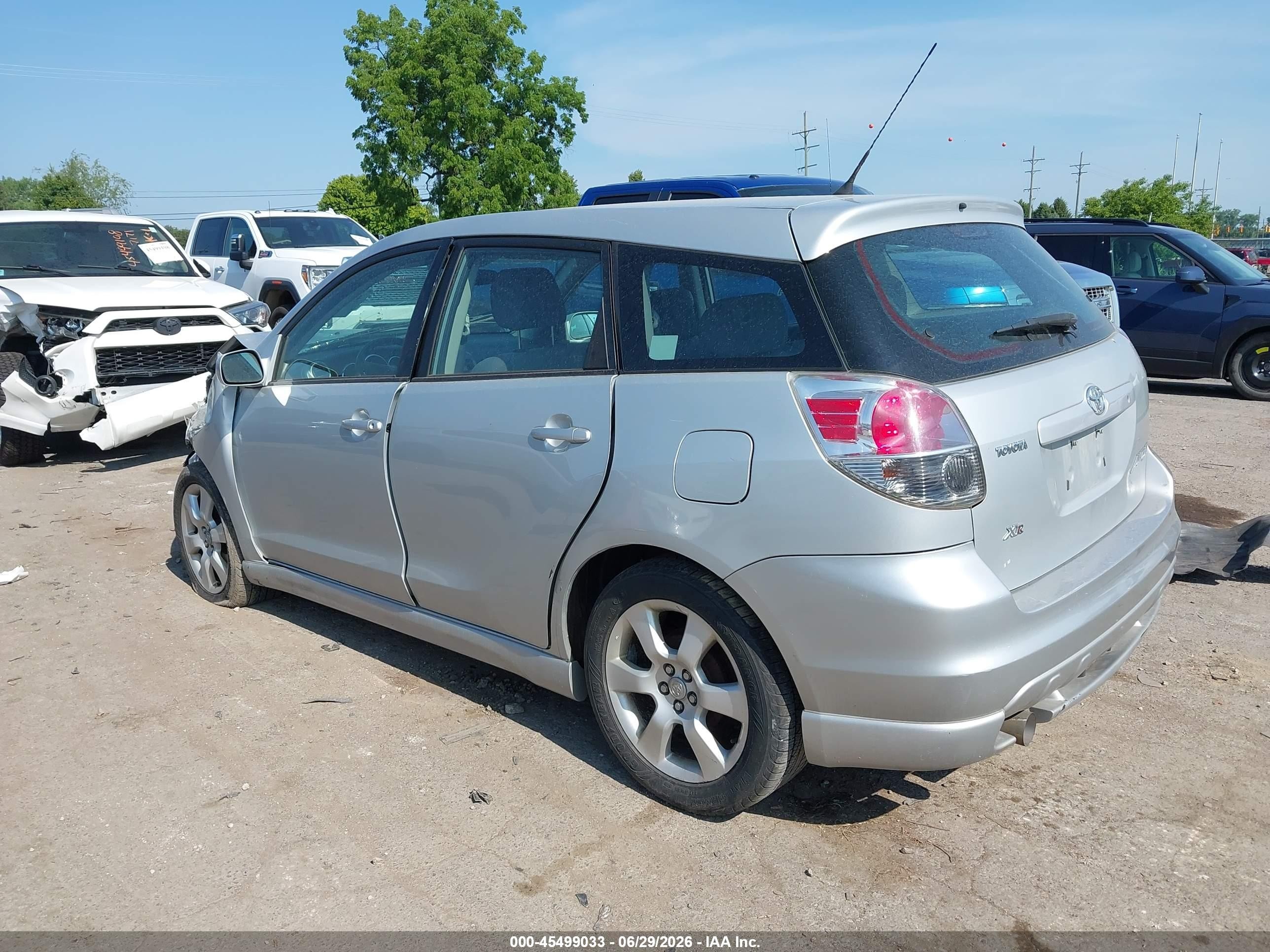 2006 Toyota Matrix Xr Silver vin: 2T1KR32E06C614277