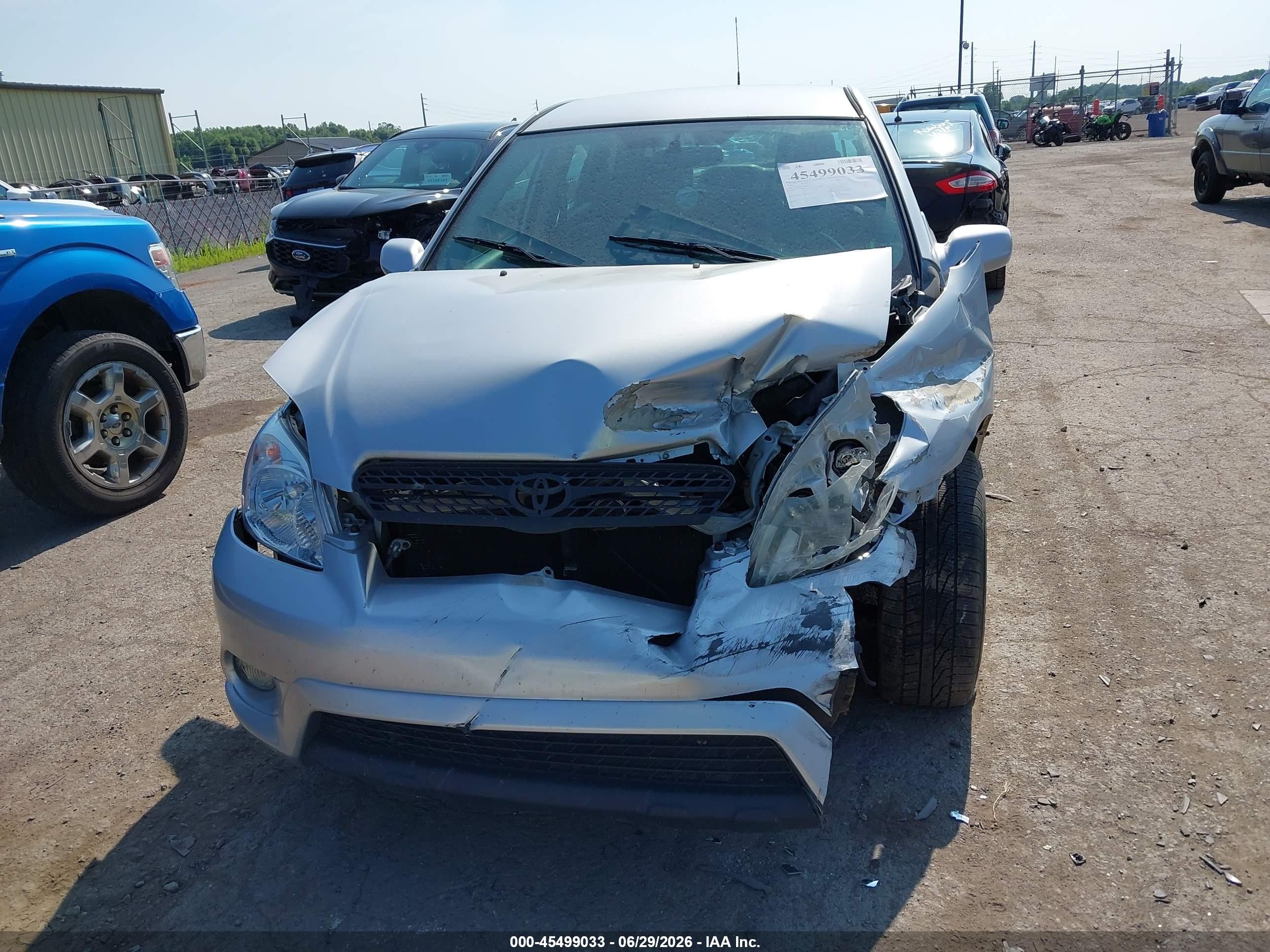 2006 Toyota Matrix Xr Silver vin: 2T1KR32E06C614277