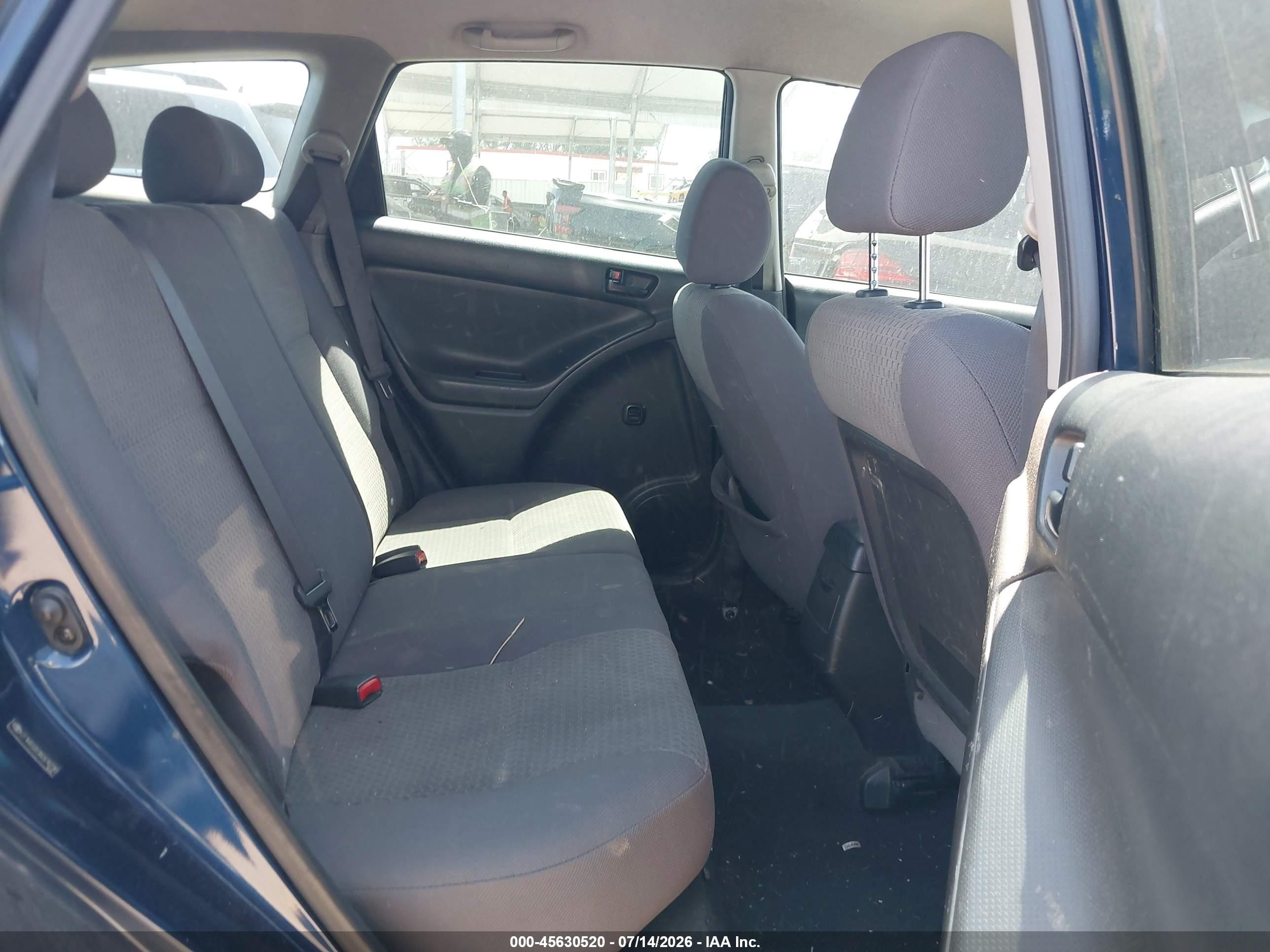 2006 Toyota Matrix   Dark Blue vin: 2T1KR32E06C616790