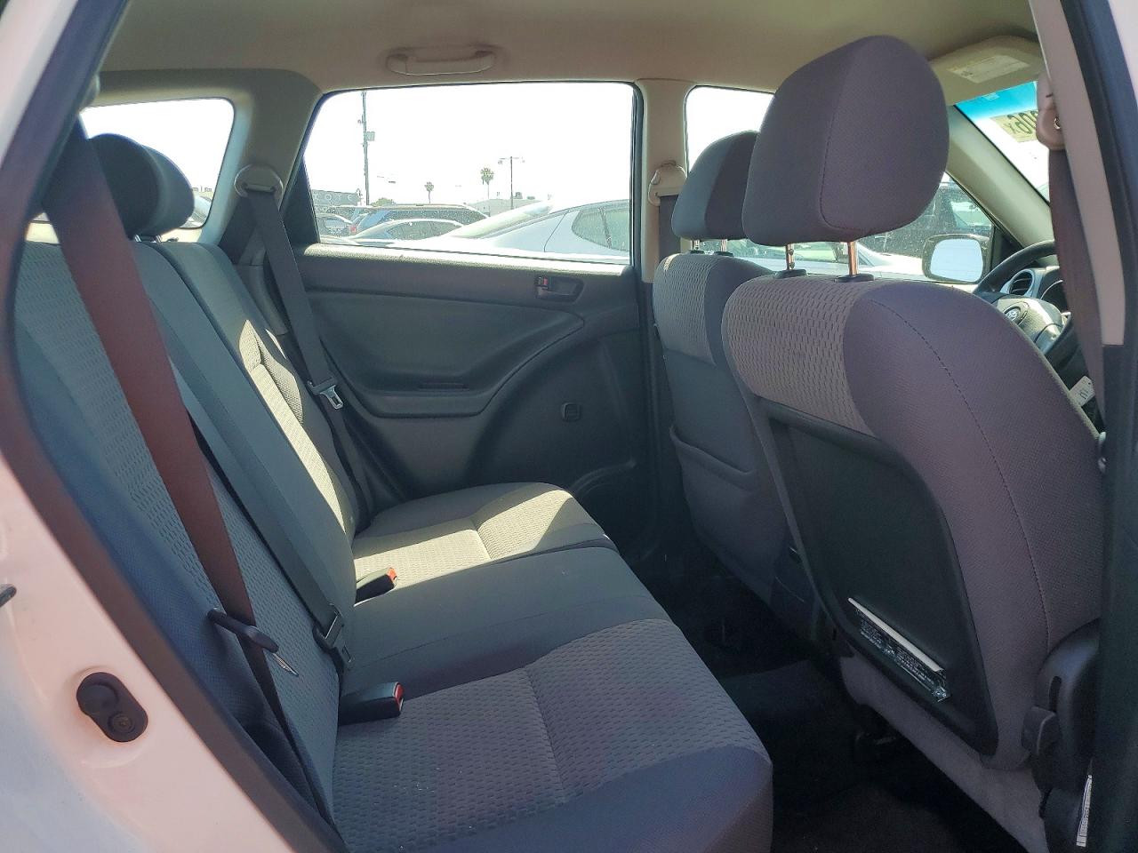 2006 Toyota Corolla Matrix Xr Белый vin: 2T1KR32E06C622315