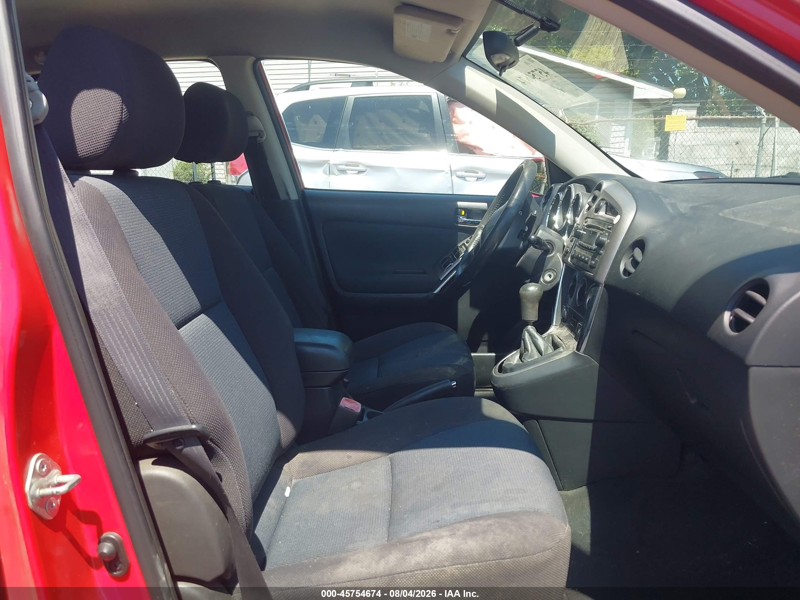 2007 Toyota Matrix Xr Red vin: 2T1KR32E07C661374