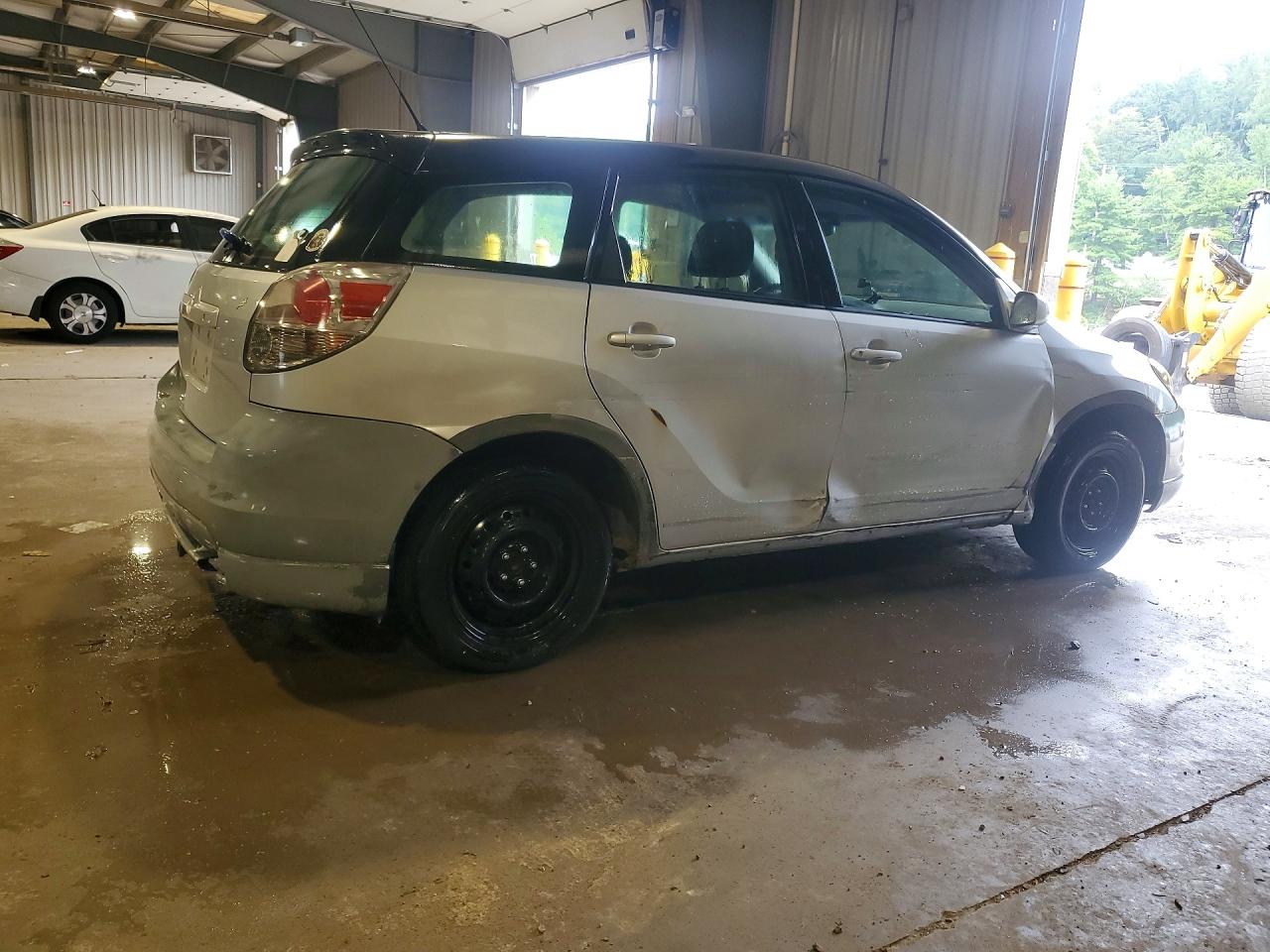 2007 Toyota Matrix Xr Silver vin: 2T1KR32E07C674576