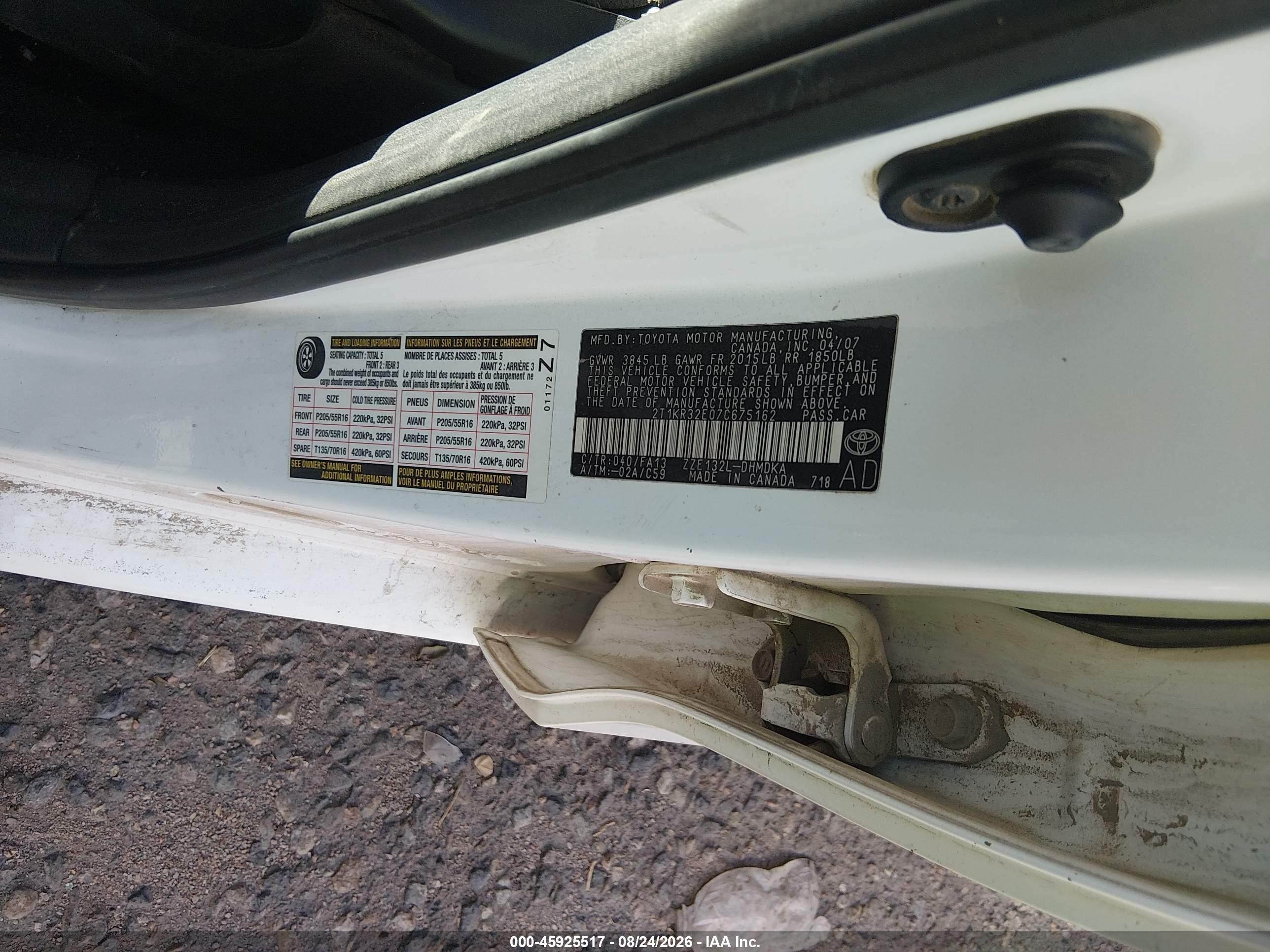 2007 Toyota Matrix   Белый vin: 2T1KR32E07C675162