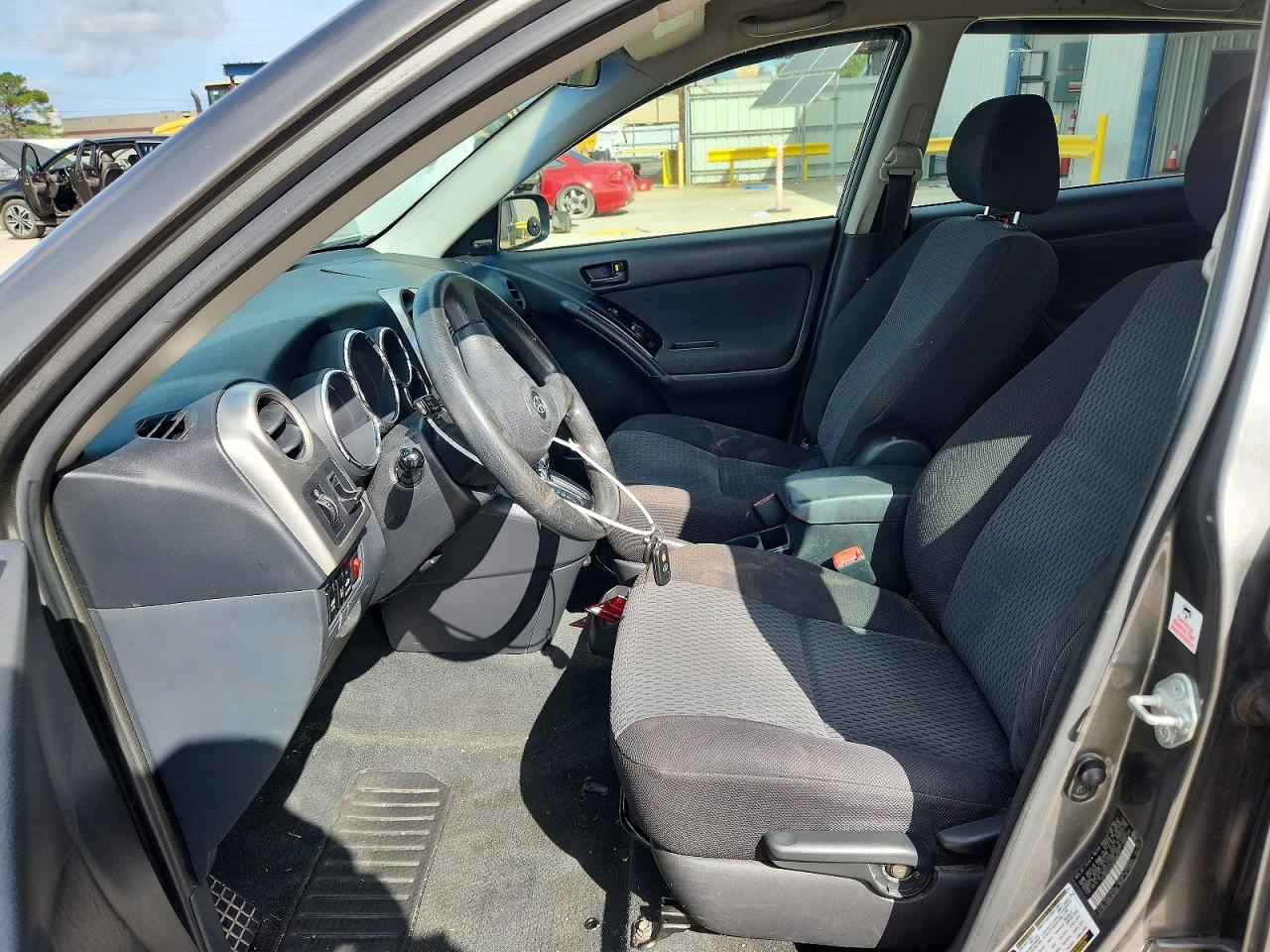 2008 Toyota Matrix Base Gray vin: 2T1KR32E08C696742