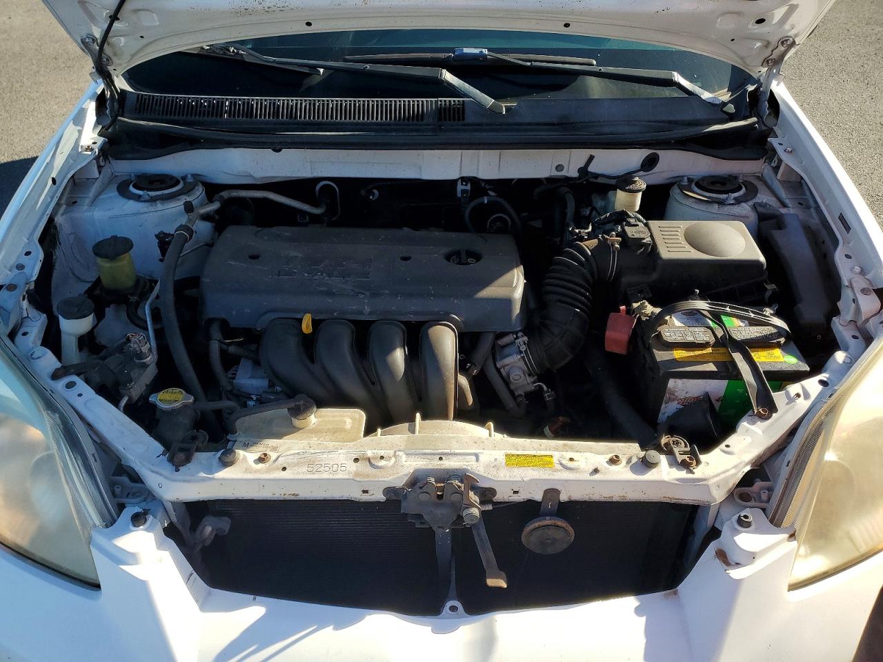 2008 Toyota Corolla Matrix Xr White vin: 2T1KR32E08C702149