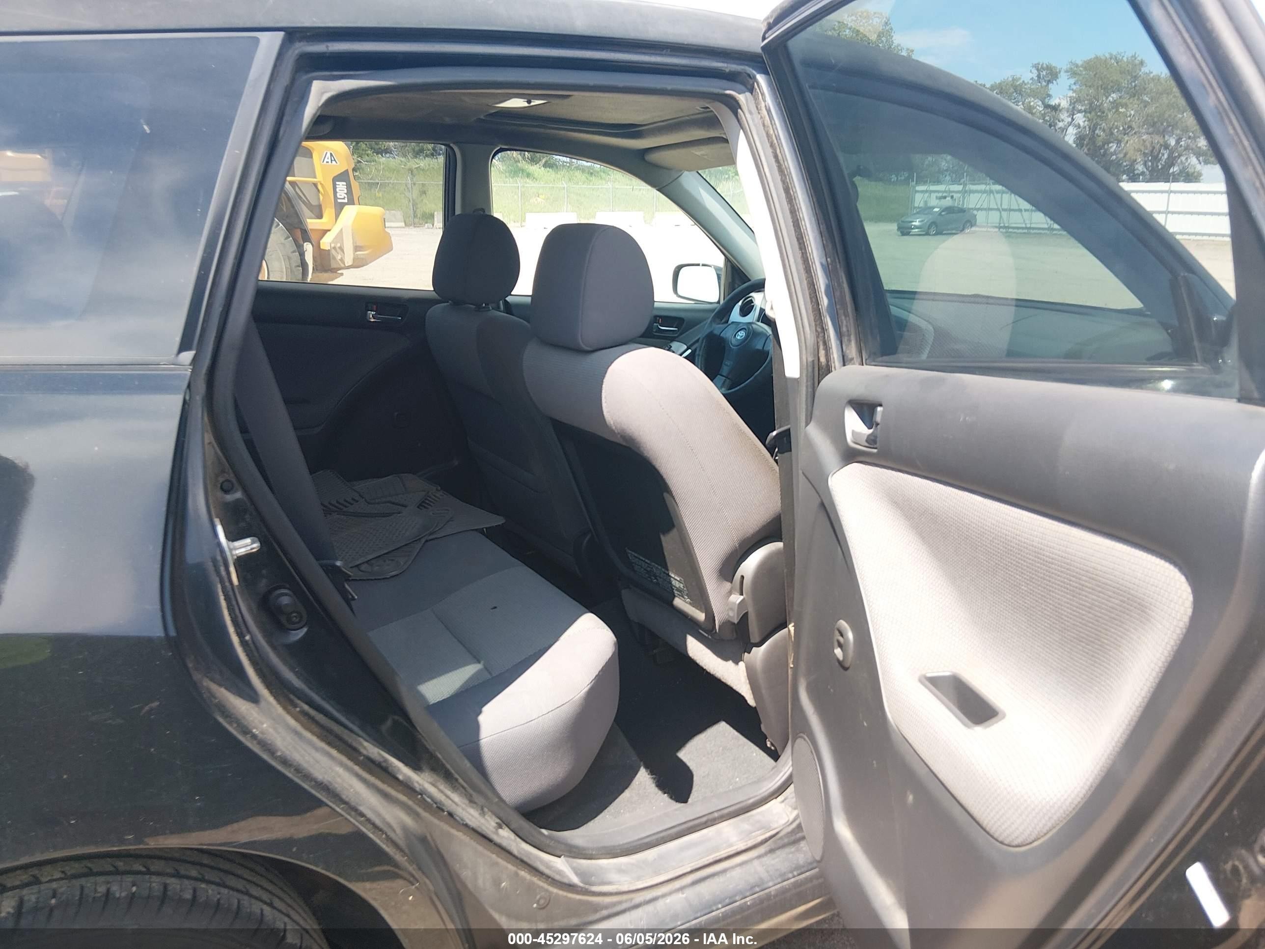 2008 Toyota Matrix Xr Black vin: 2T1KR32E08C711174