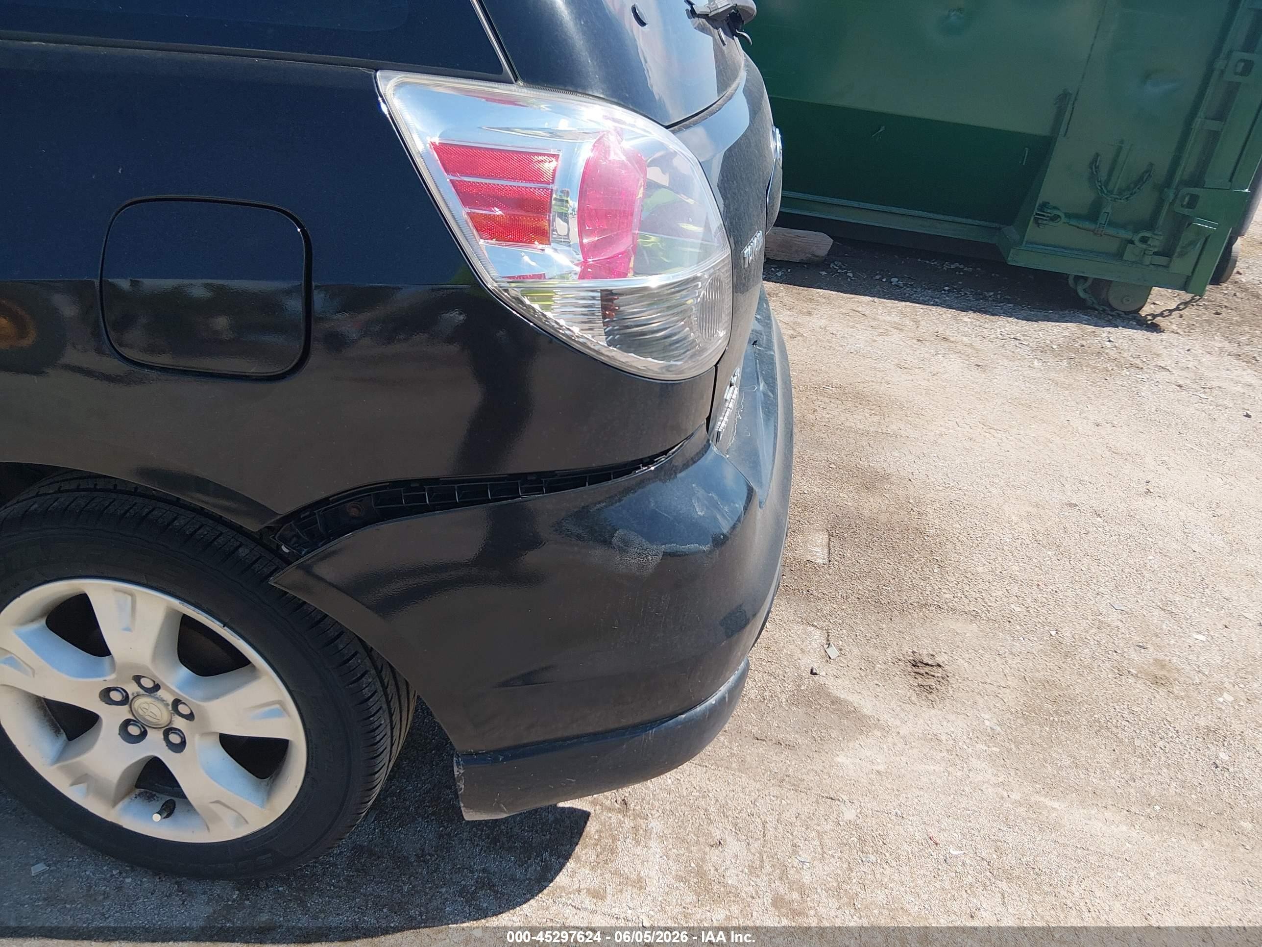 2008 Toyota Matrix Xr Black vin: 2T1KR32E08C711174