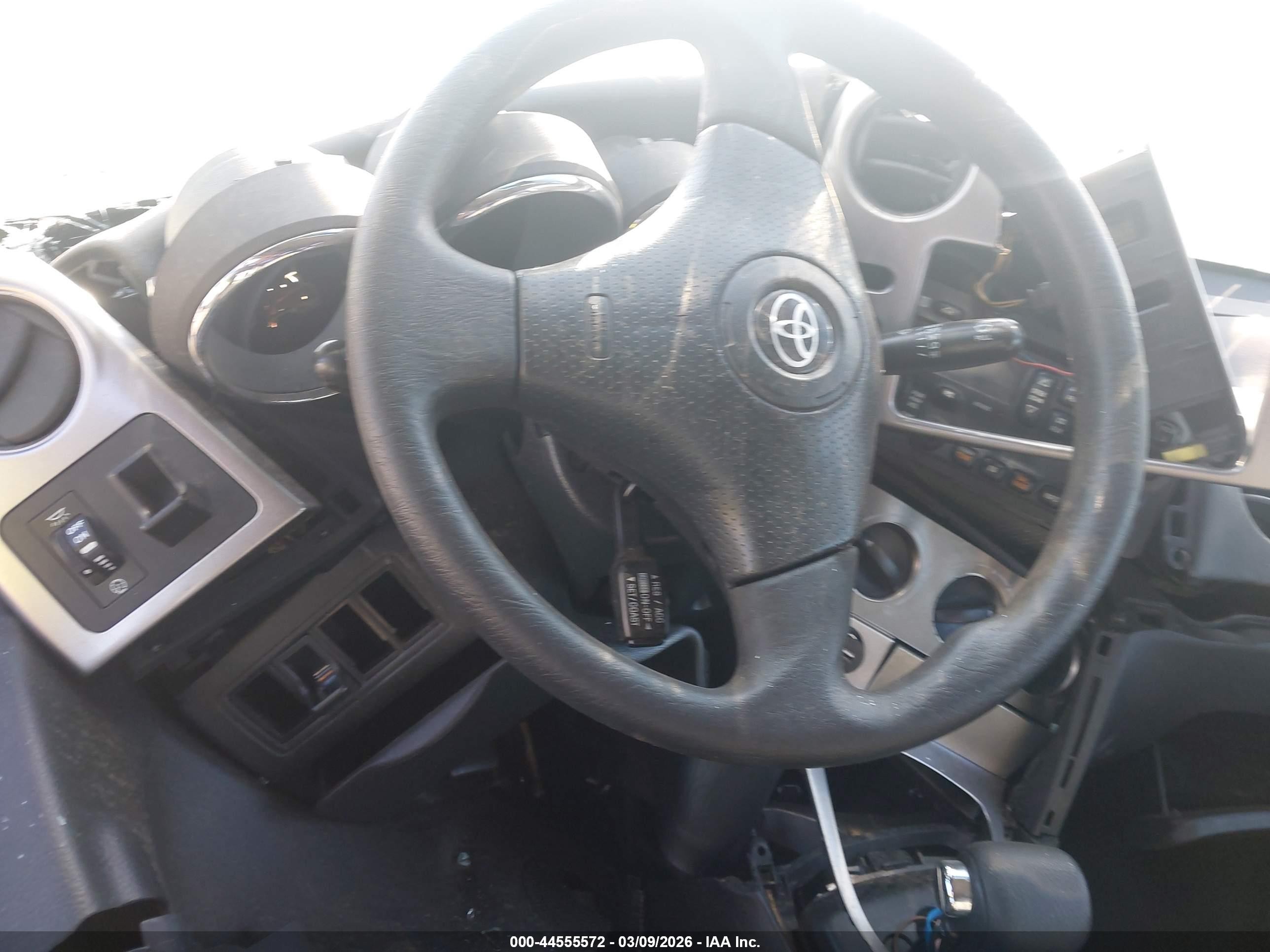 2003 Toyota Matrix Standard Blue vin: 2T1KR32E13C072988