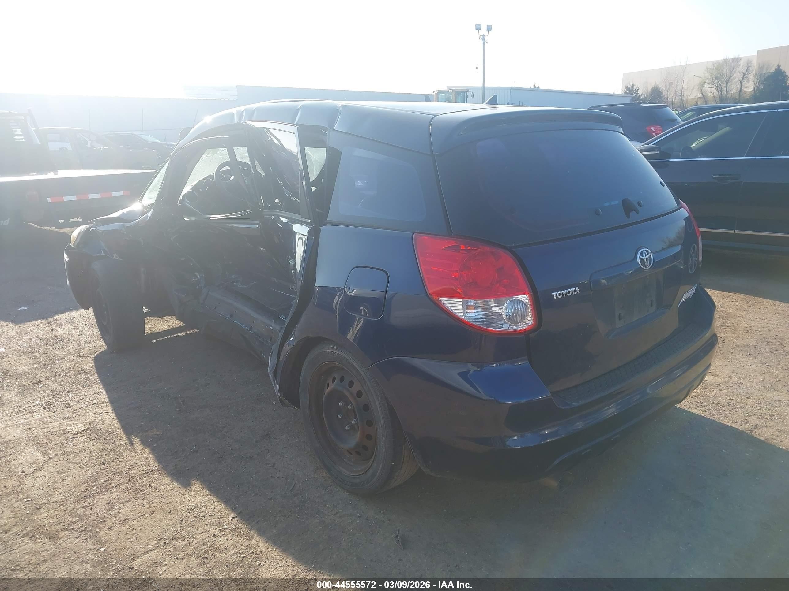 2003 Toyota Matrix Standard Blue vin: 2T1KR32E13C072988