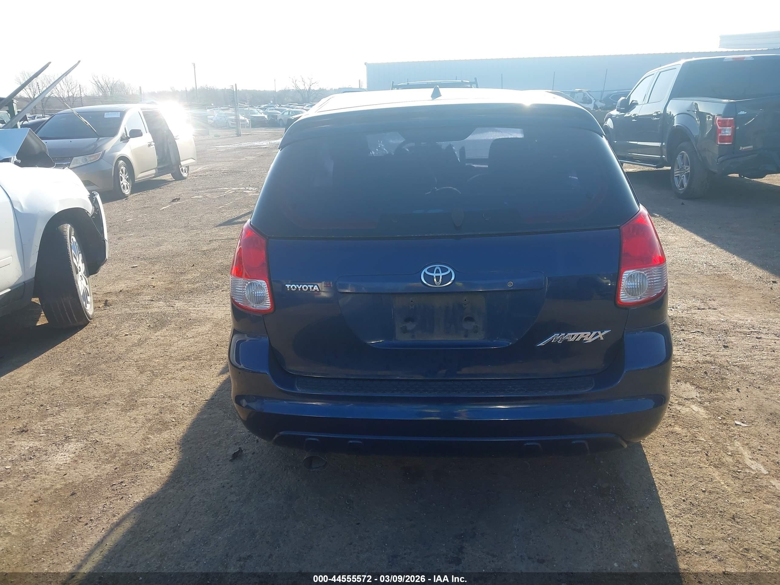 2003 Toyota Matrix Standard Blue vin: 2T1KR32E13C072988