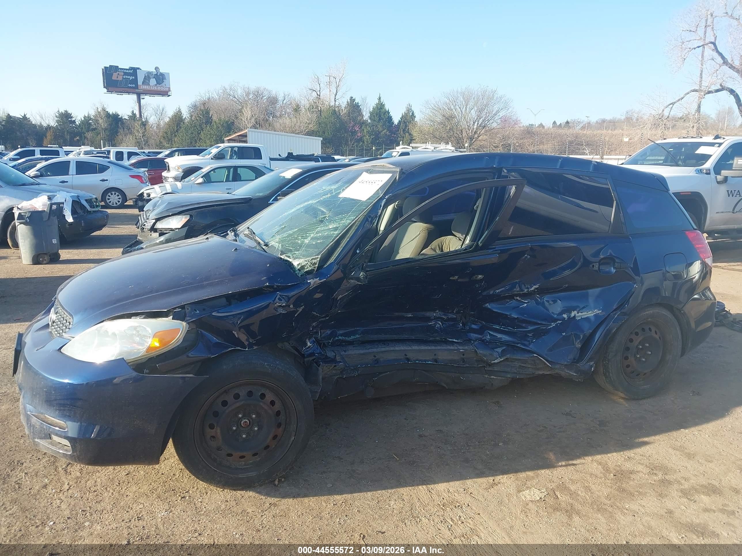 2003 Toyota Matrix Standard Blue vin: 2T1KR32E13C072988