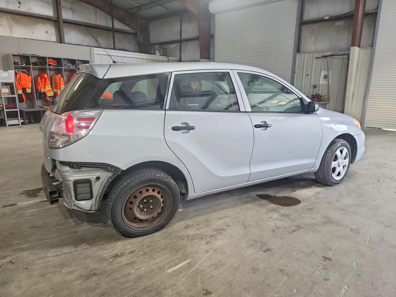 2005 Toyota Corolla Matrix Xr Silver vin: 2T1KR32E15C445109