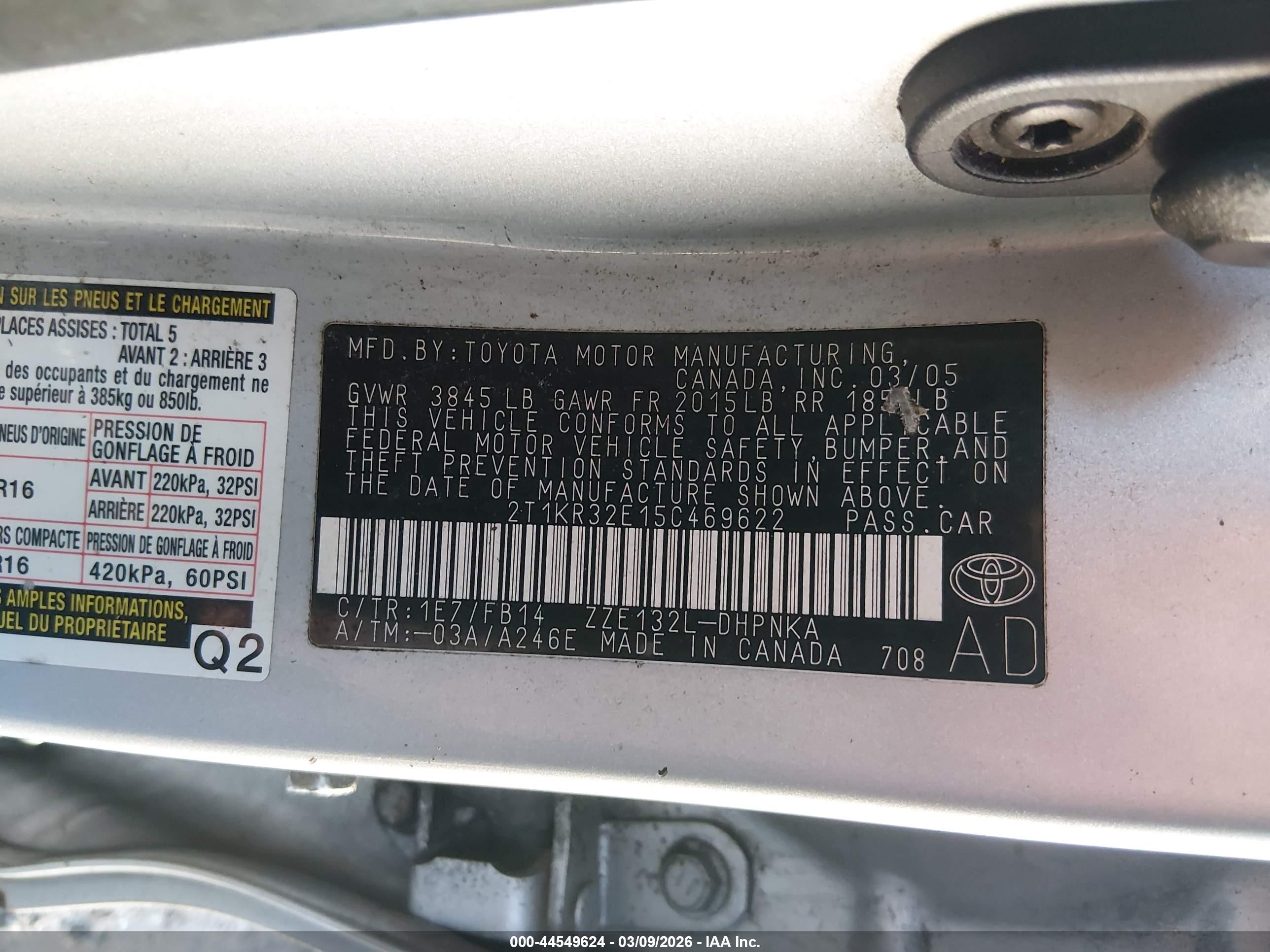 2005 Toyota Matrix Xr Silver vin: 2T1KR32E15C469622