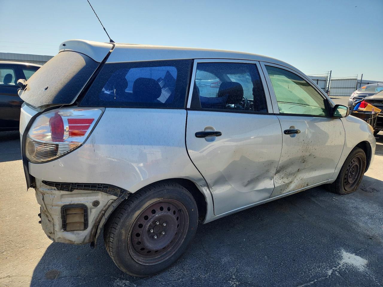 2005 Toyota Corolla Matrix Xr Silver vin: 2T1KR32E15C553004