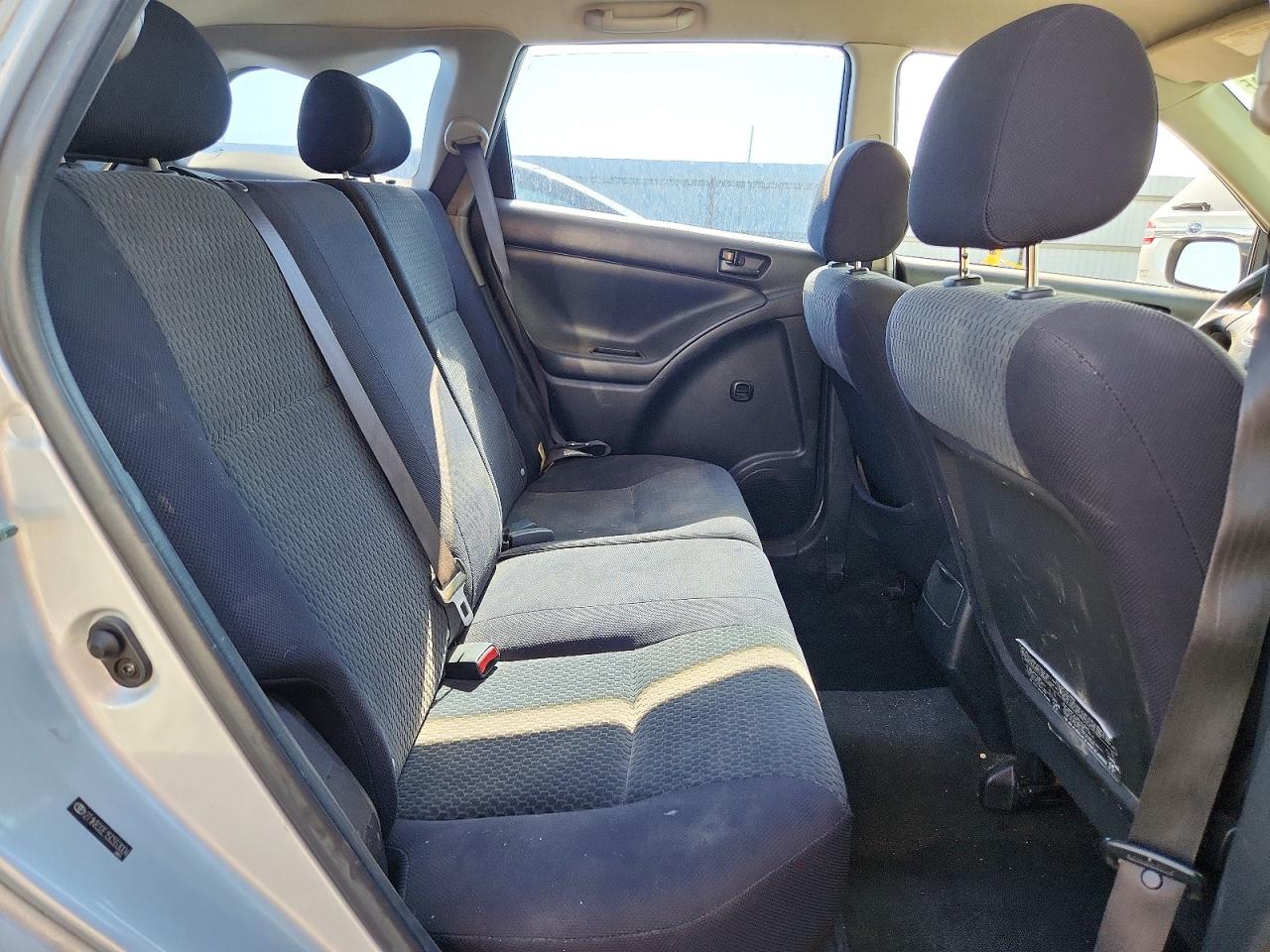 2005 Toyota Corolla Matrix Xr Silver vin: 2T1KR32E15C553004