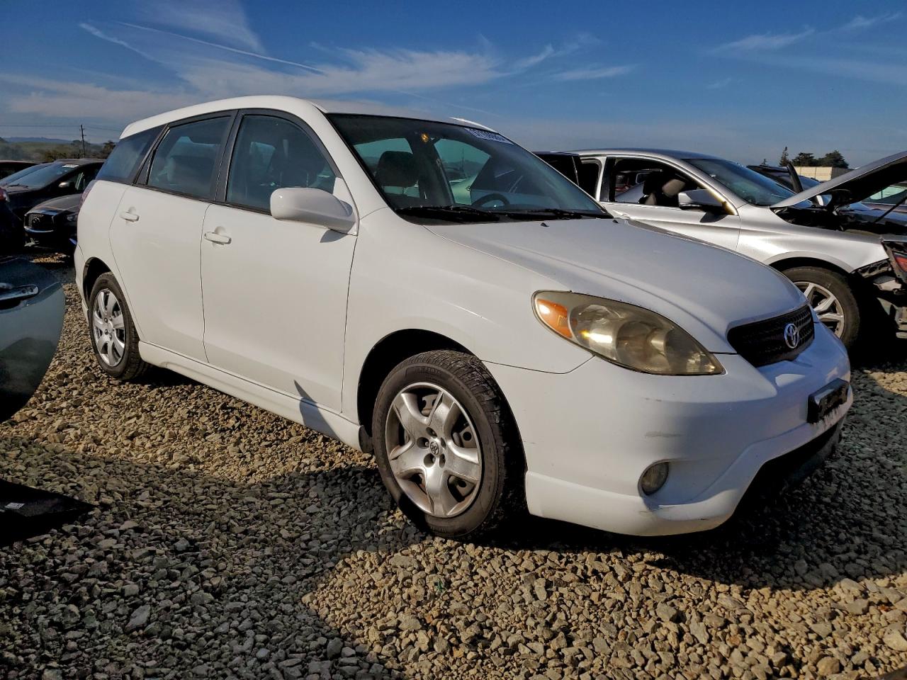 2007 Toyota Corolla Matrix Xr White vin: 2T1KR32E17C676966