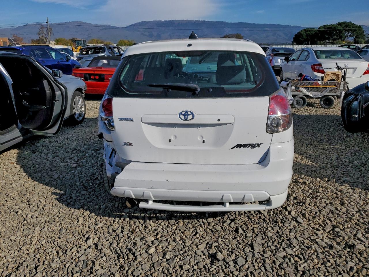 2007 Toyota Corolla Matrix Xr White vin: 2T1KR32E17C676966
