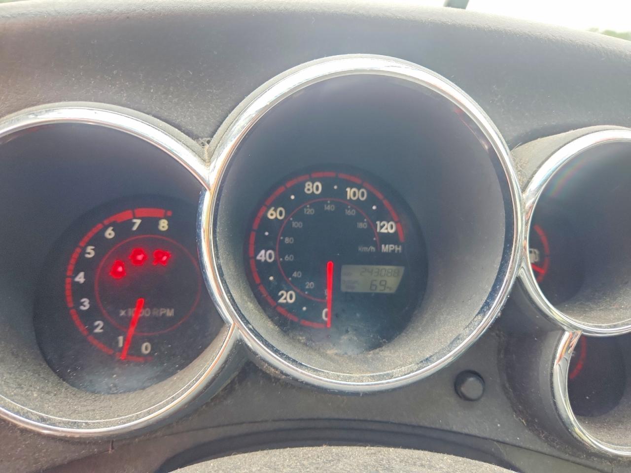 2007 Toyota Corolla Matrix Xr Silver vin: 2T1KR32E17C680807