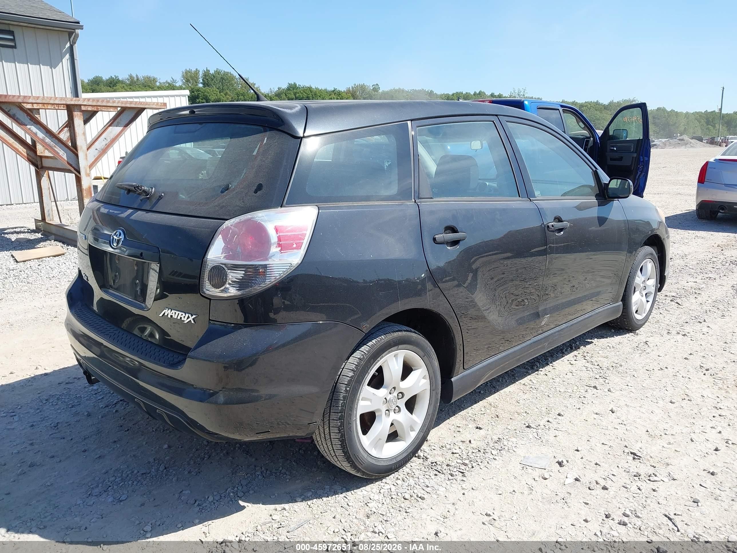 2007 Toyota Matrix Xr Black vin: 2T1KR32E17C683416