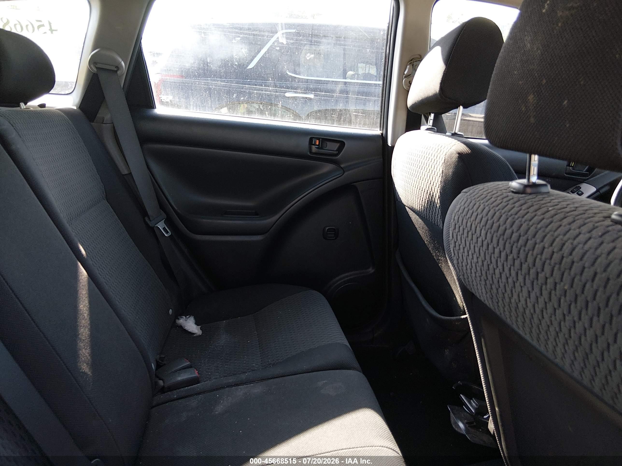 2008 Toyota Matrix Std Черный vin: 2T1KR32E18C690559