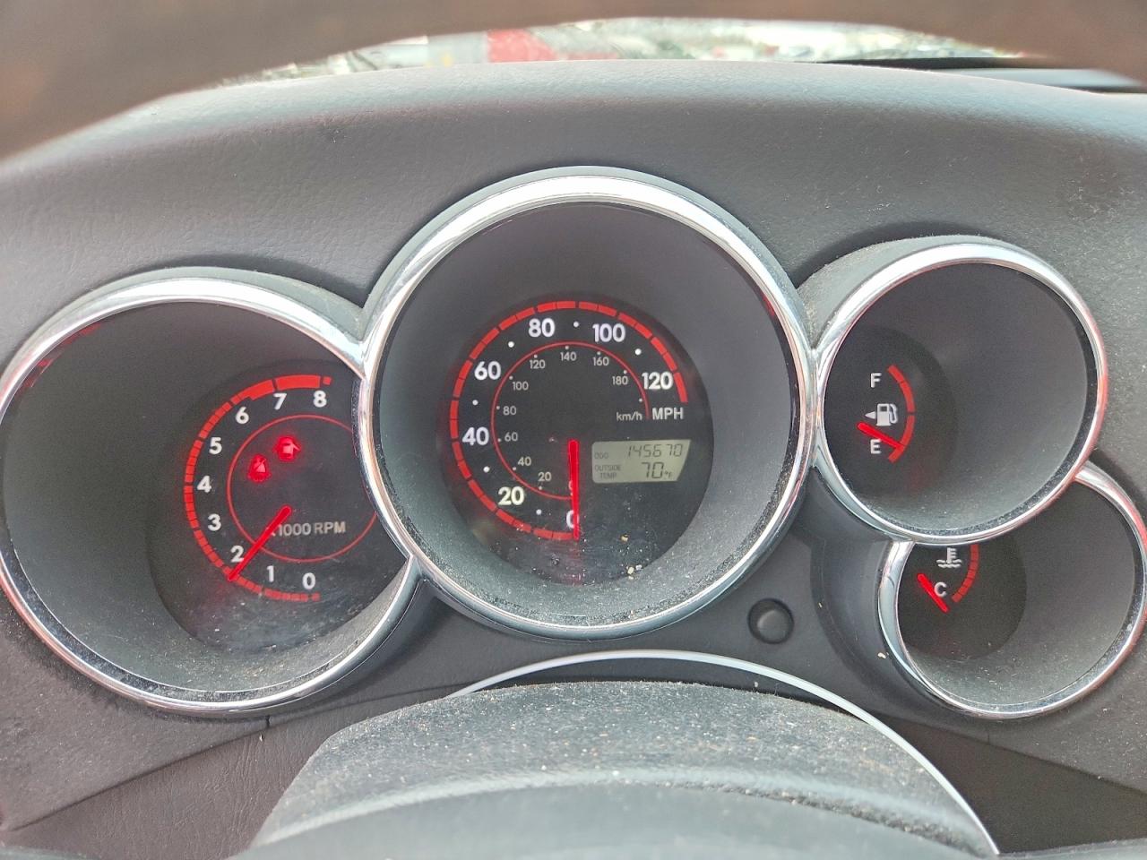 2008 Toyota Corolla Matrix Xr Red vin: 2T1KR32E18C696734