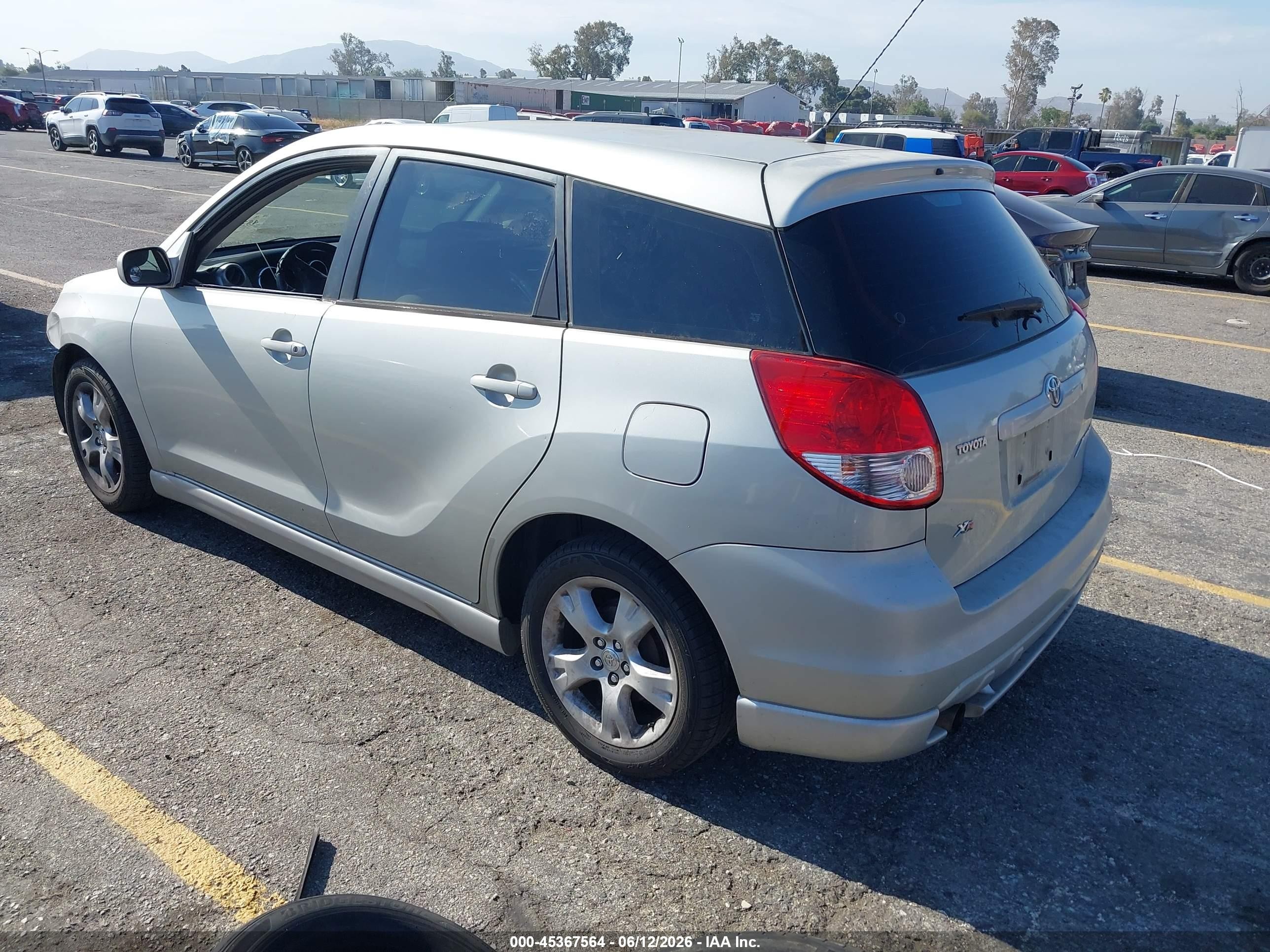 2003 Toyota Matrix Xr Серебряный vin: 2T1KR32E23C028630
