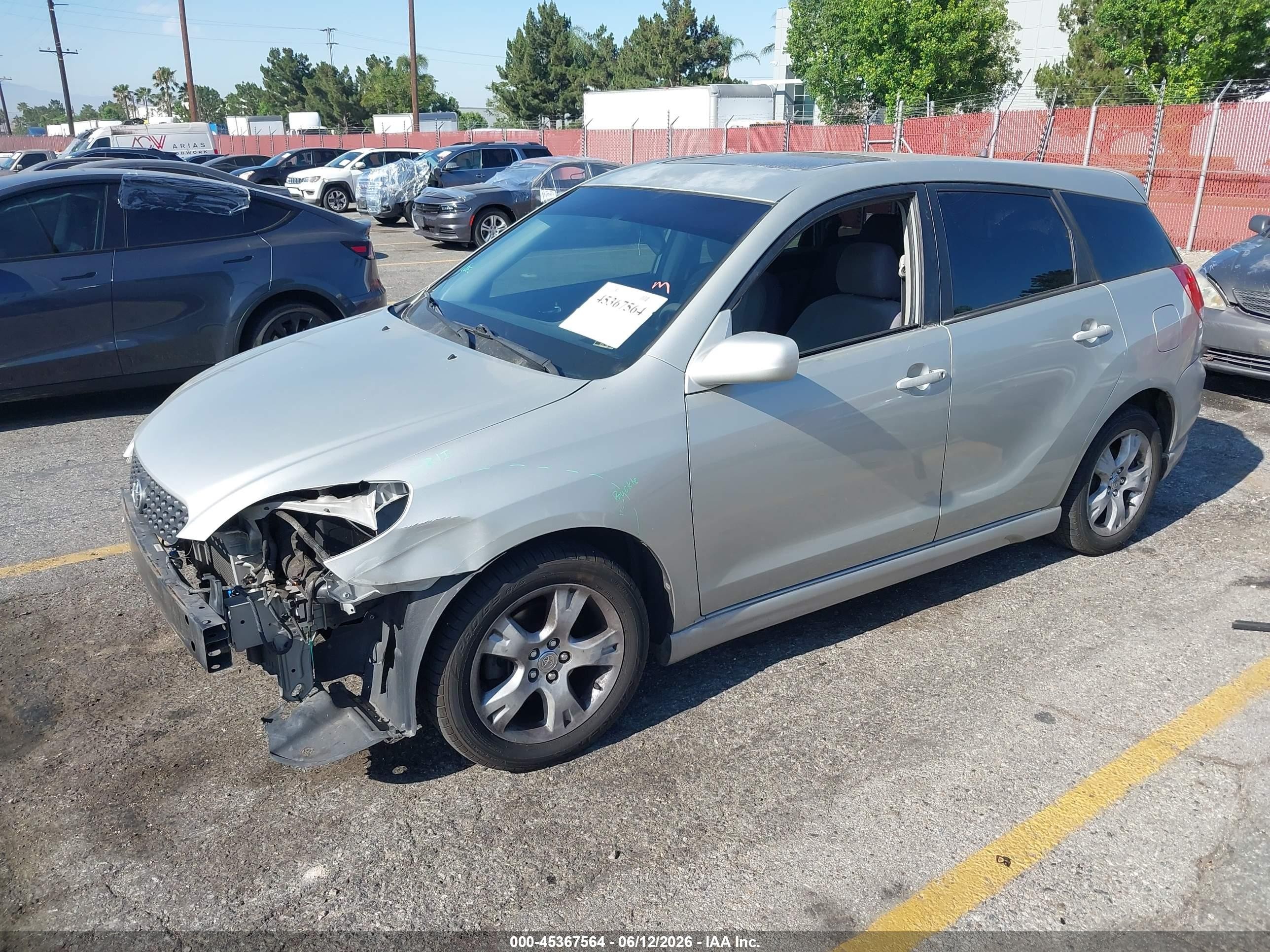 2003 Toyota Matrix Xr Серебряный vin: 2T1KR32E23C028630