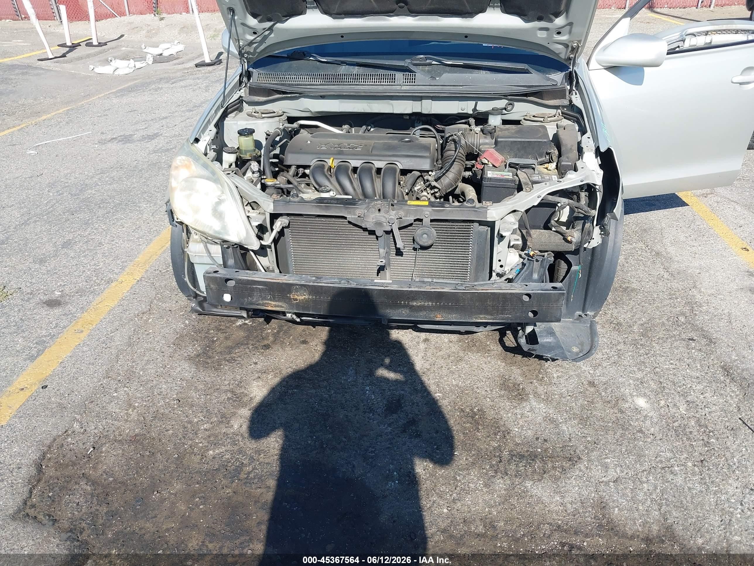 2003 Toyota Matrix Xr Серебряный vin: 2T1KR32E23C028630