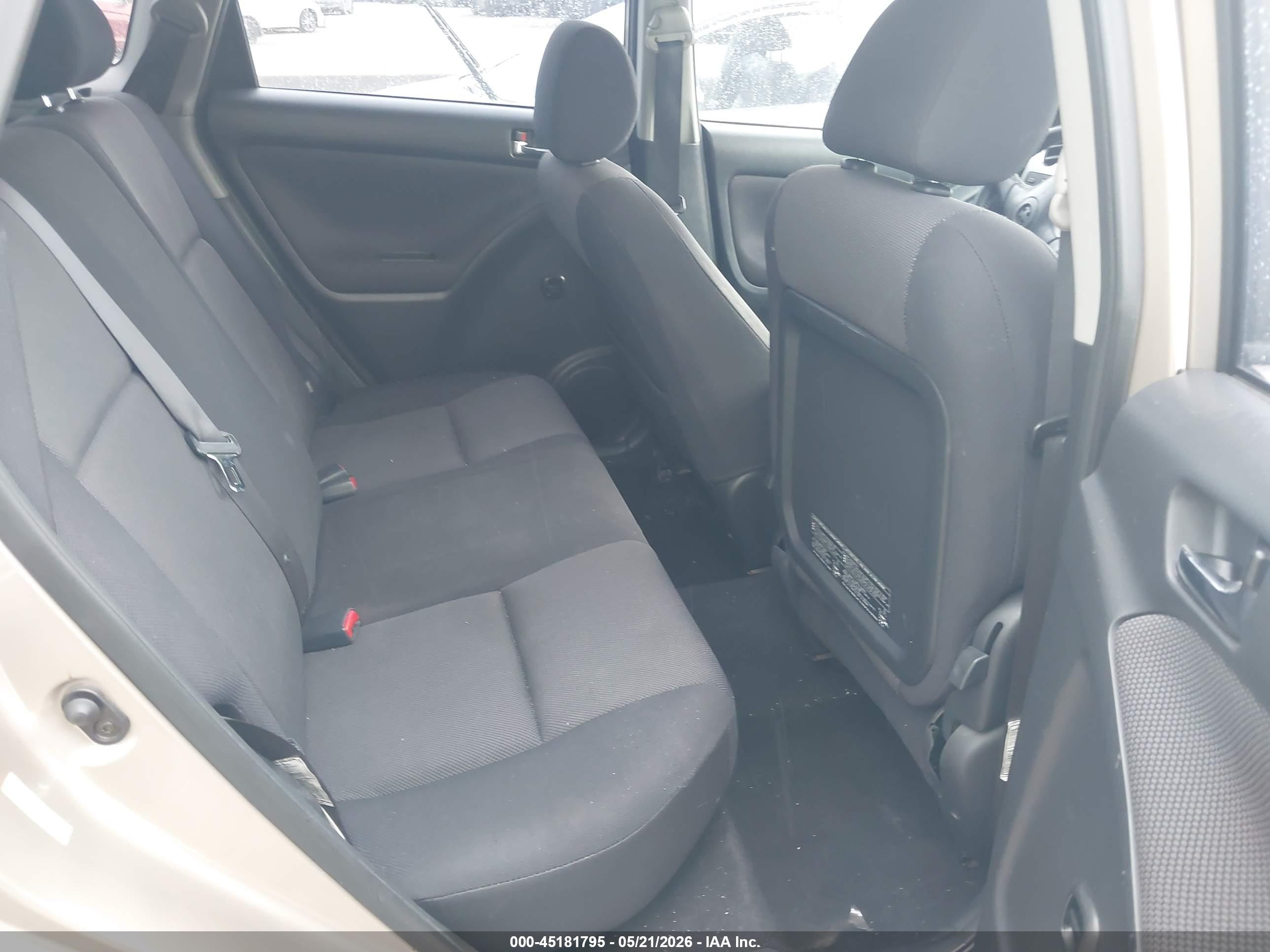 2003 Toyota Matrix Xr Gold vin: 2T1KR32E23C040700