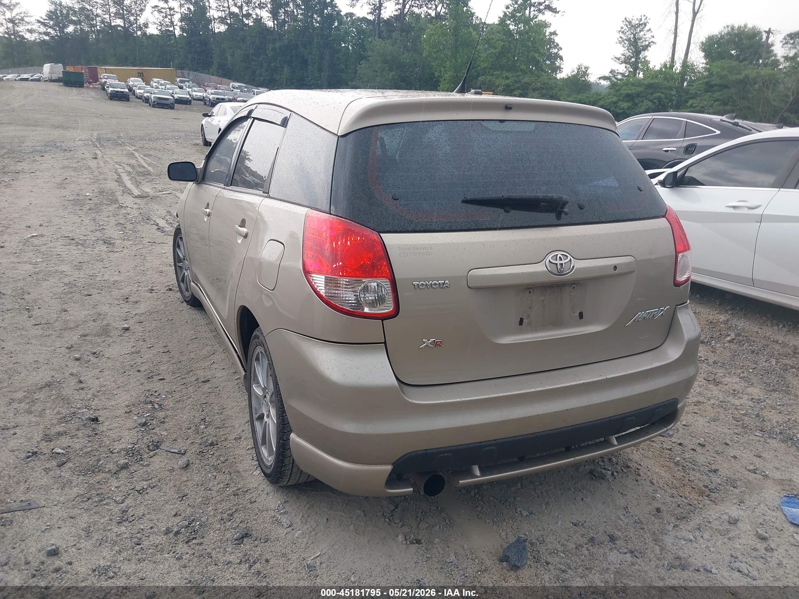 2003 Toyota Matrix Xr Gold vin: 2T1KR32E23C040700