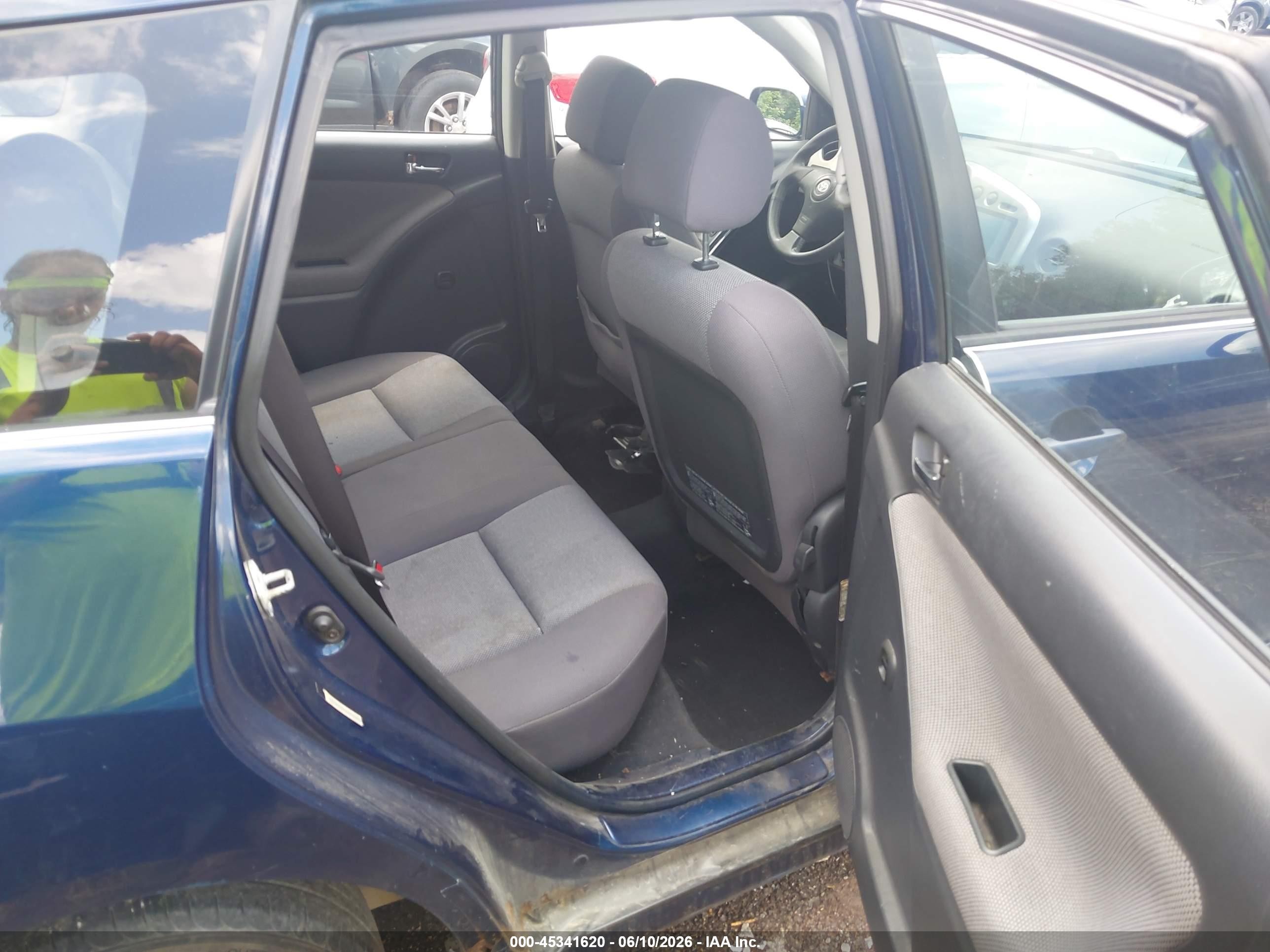 2003 Toyota Matrix Xr Dark Blue vin: 2T1KR32E23C123222
