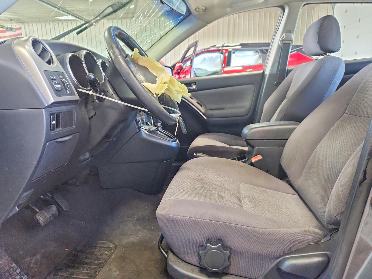 2004 Toyota Corolla Matrix Xr Gray vin: 2T1KR32E24C170168