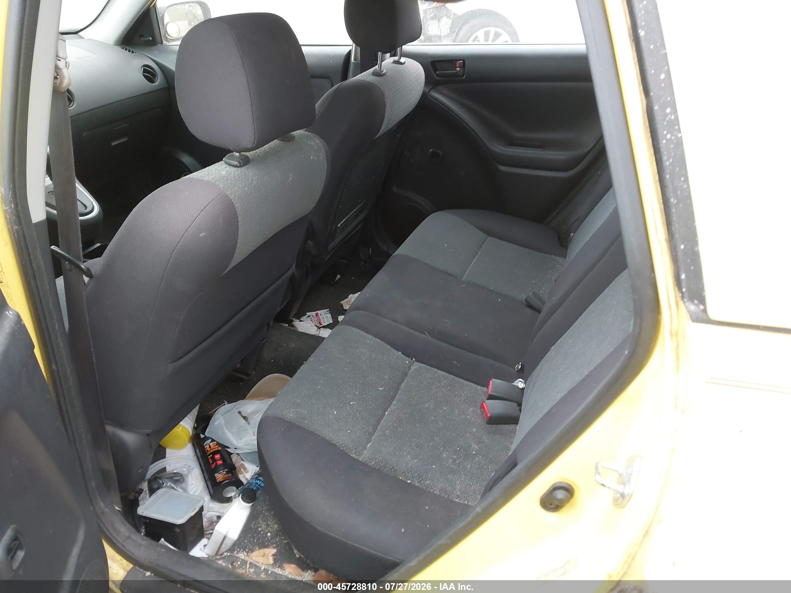 2004 Toyota Corolla Matrix Xr Yellow vin: 2T1KR32E24C201970